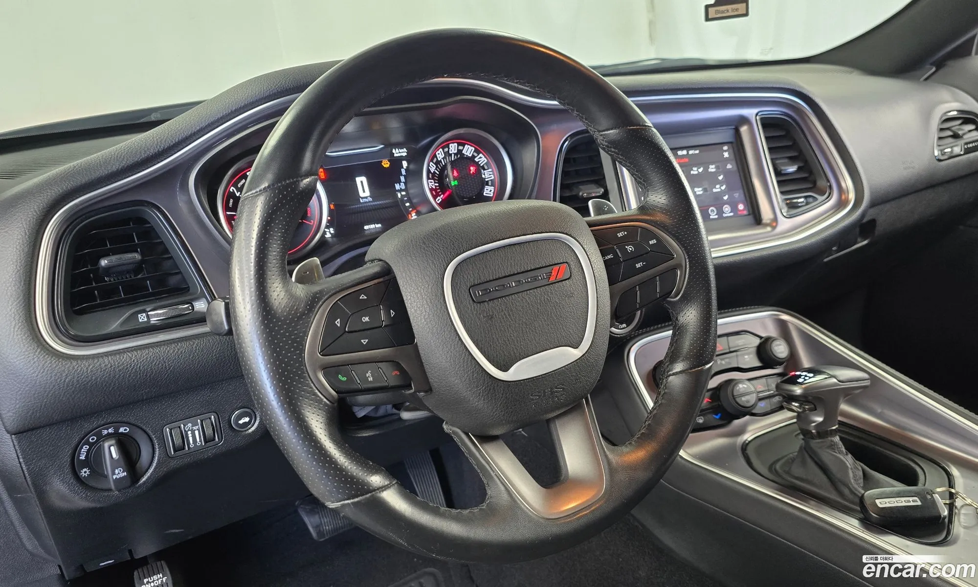 Dodge Challenger