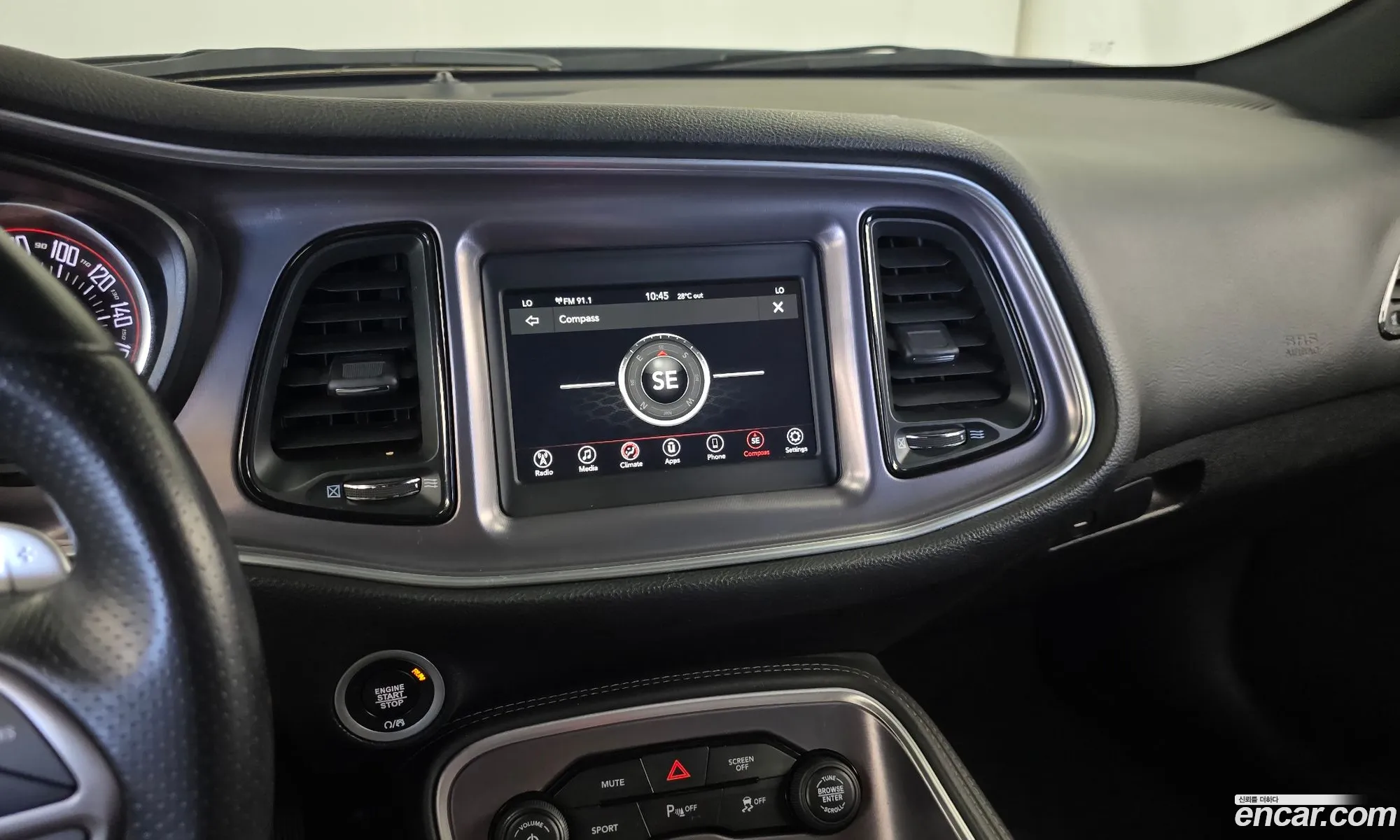 Dodge Challenger 2019 2C3CDZBT7KH642148 — 17