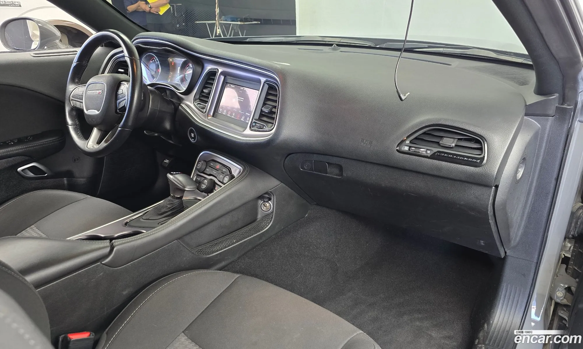 Dodge Challenger 2019 2C3CDZBT7KH642148 — 3