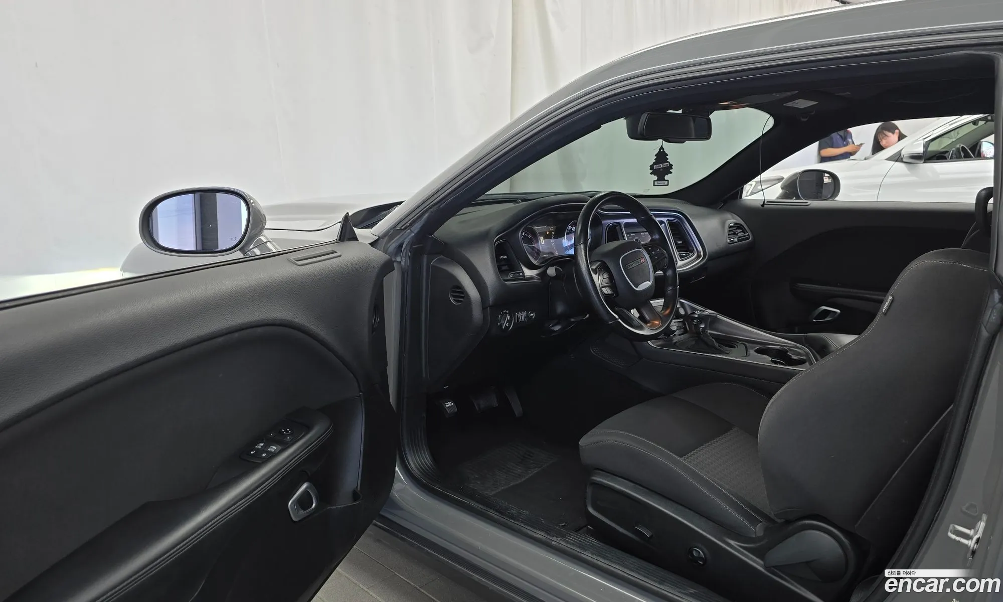 Dodge Challenger 2019 2C3CDZBT7KH642148 — 10