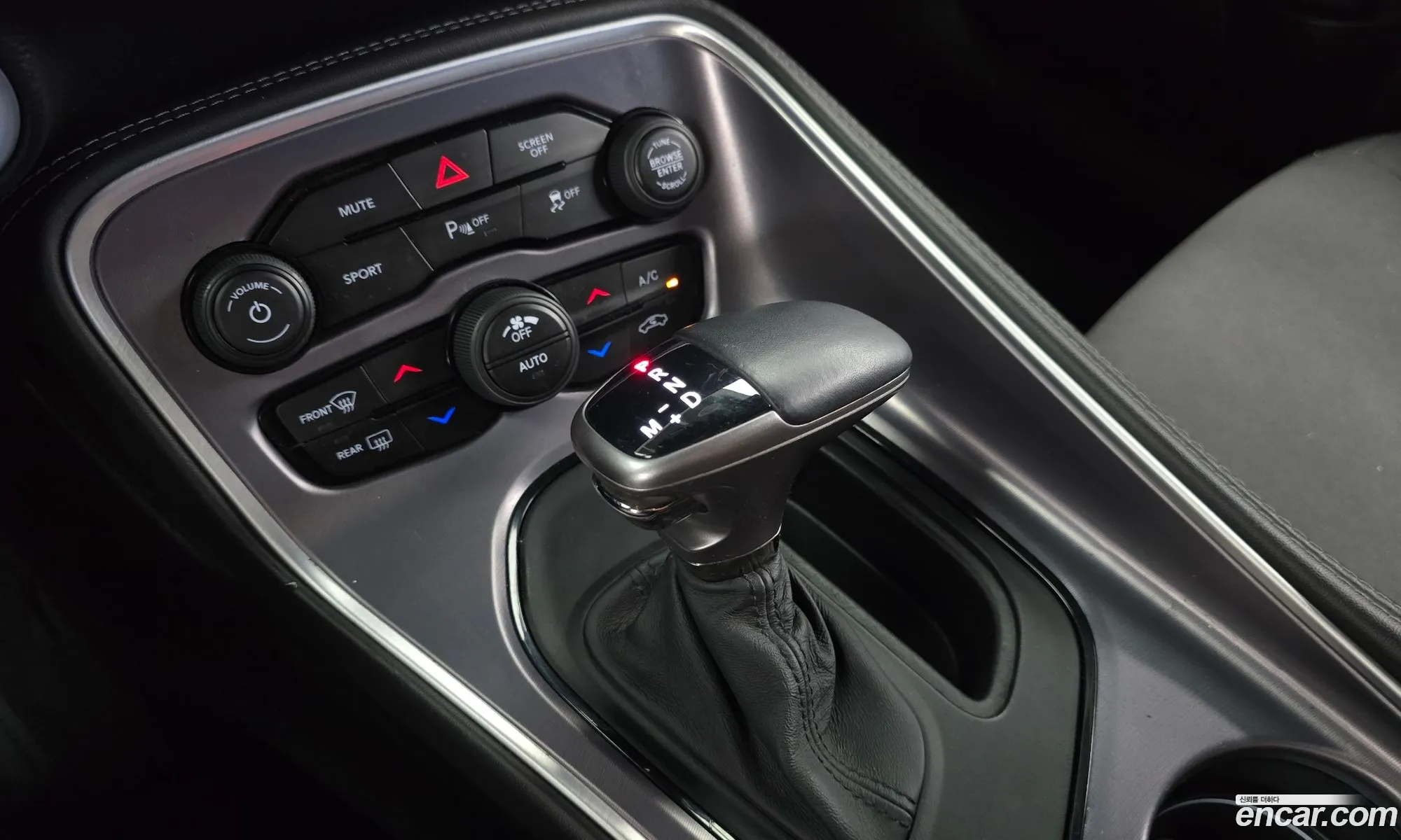Dodge Challenger 2019 2C3CDZBT7KH642148 — 6