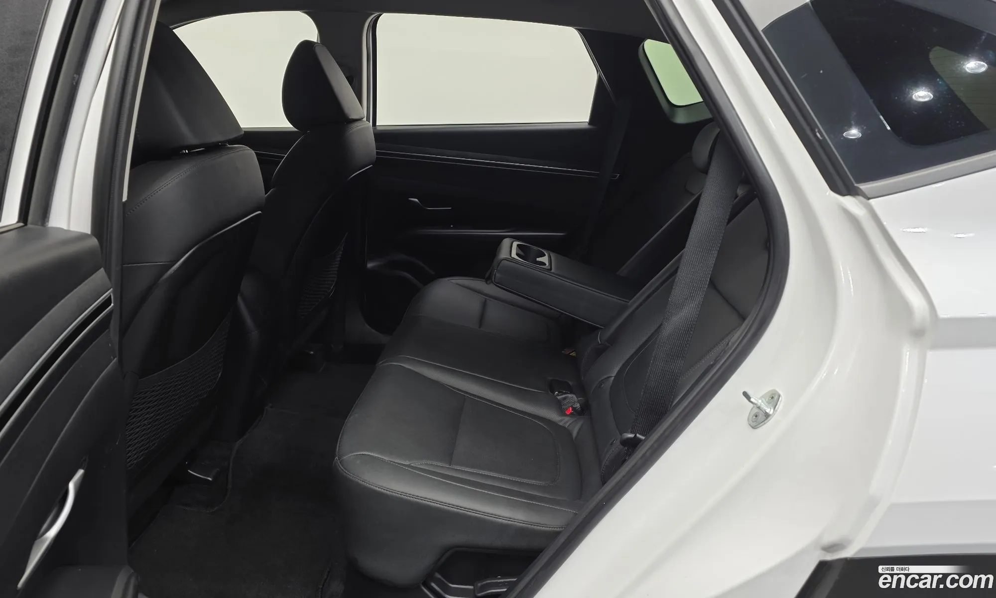 Hyundai Tucson Hybrid 2022 — 16