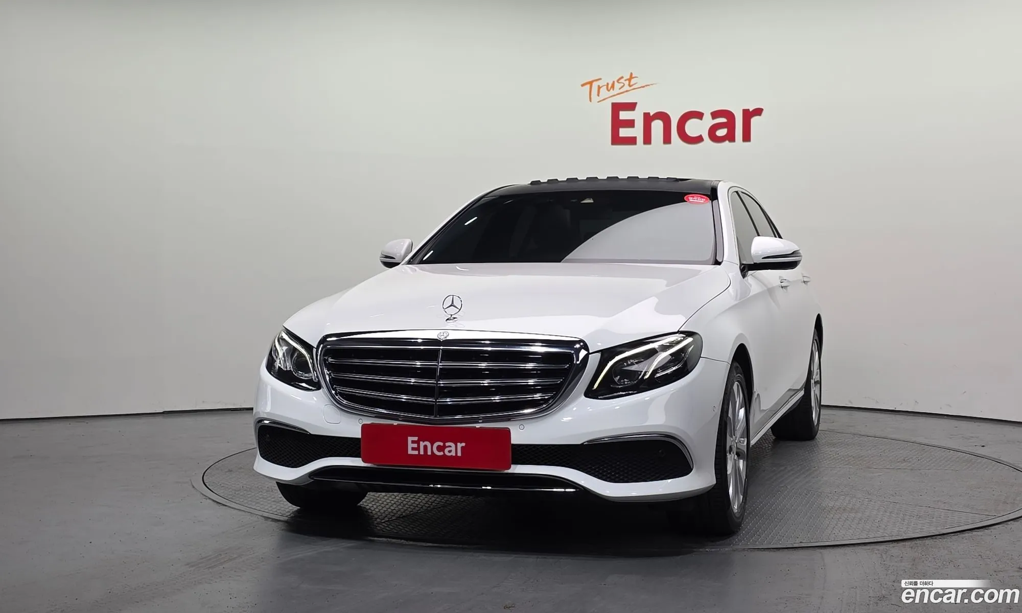Mercedes-Benz E-Class W213 2016 WDDZF0EB4HA047169 — 12