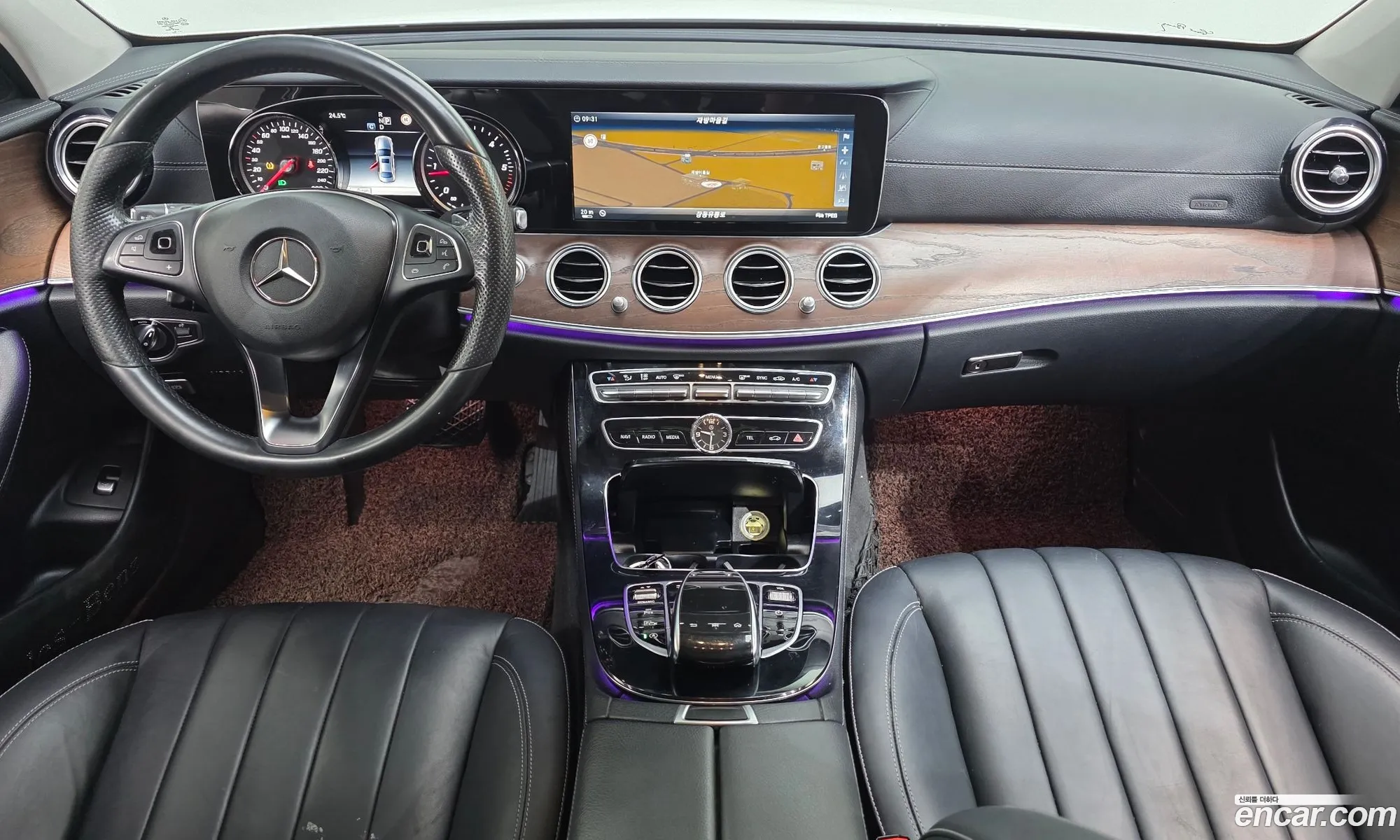 Mercedes-Benz E-Class W213 2016 WDDZF0EB4HA047169 — 4