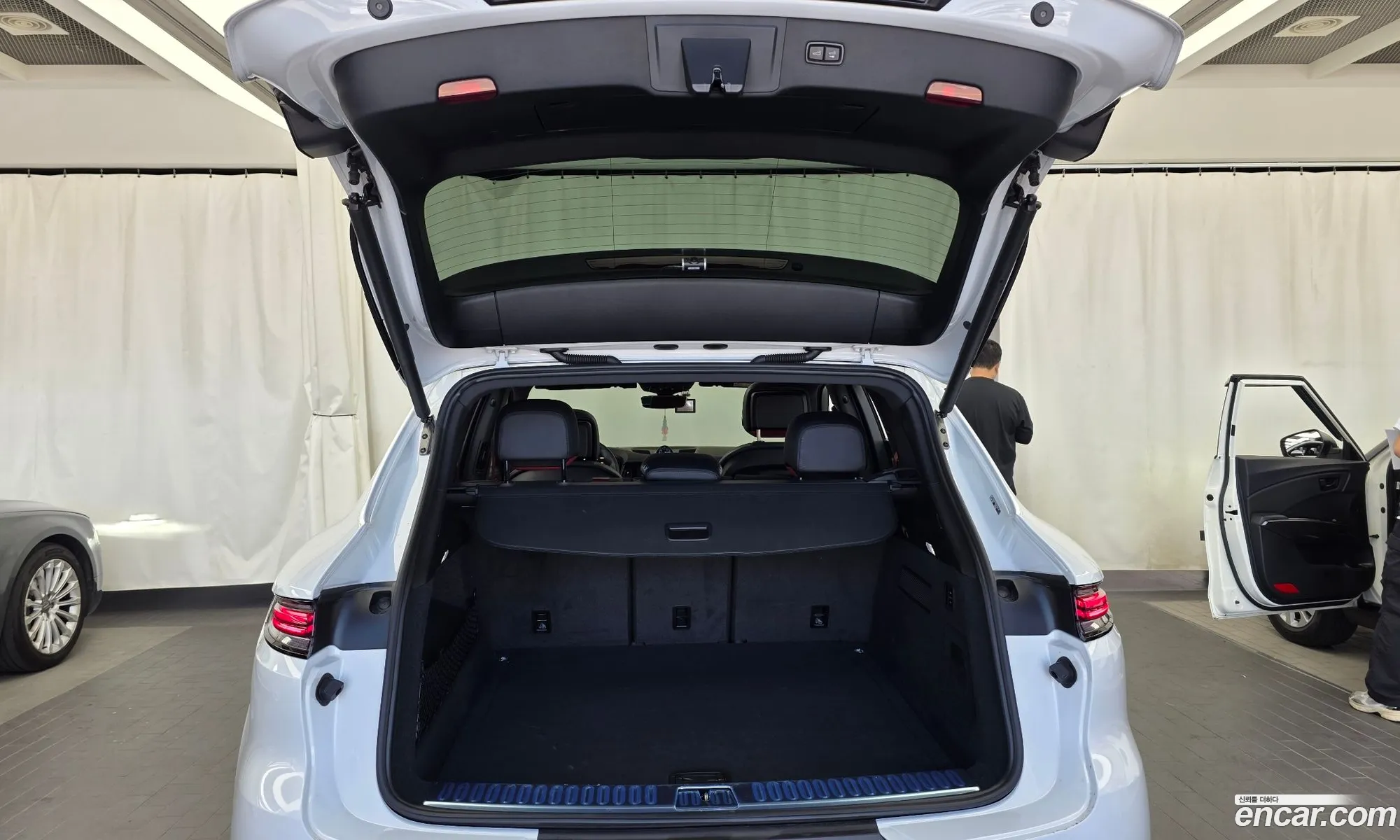 Porsche Cayenne 2024 WP1AA29Y9RDA15414 — 12