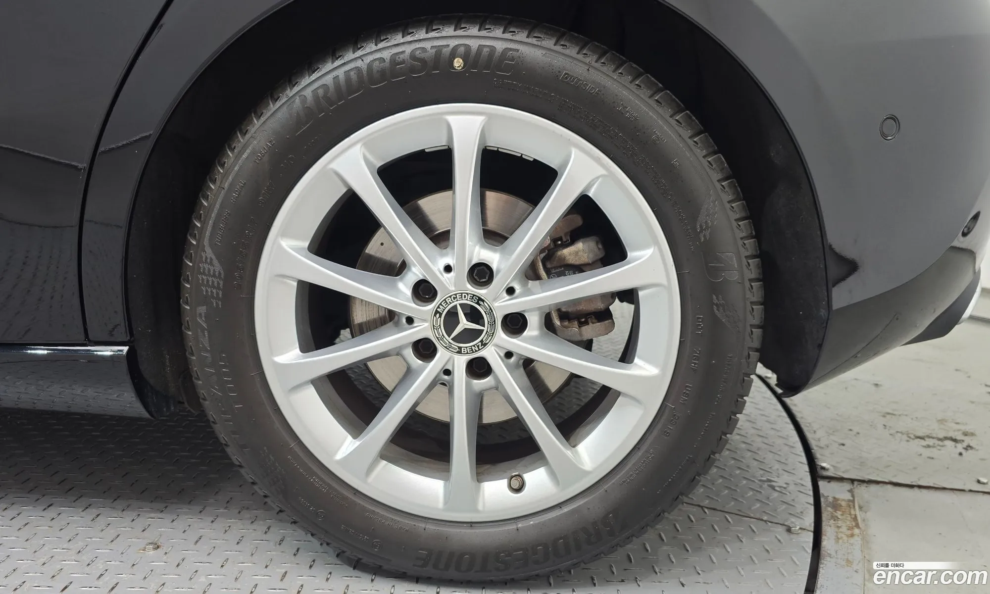 Mercedes-Benz A-Class W177 2020 — 14