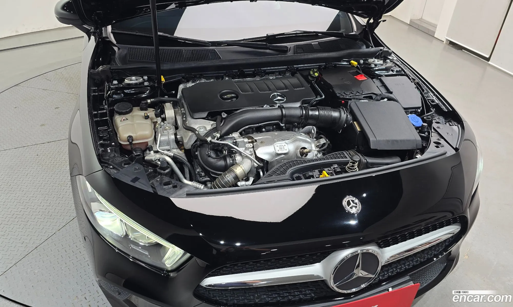 Mercedes-Benz A-Class W177 2020 — 16