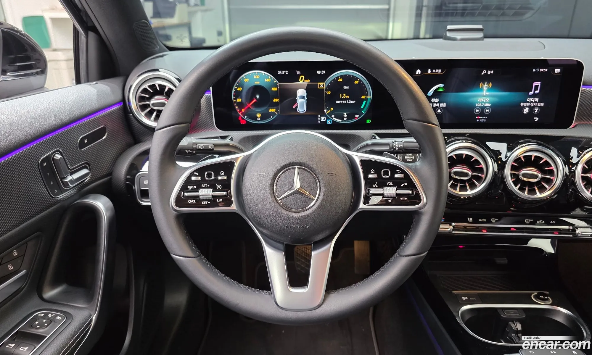 Mercedes-Benz A-Class W177 2020 — 21