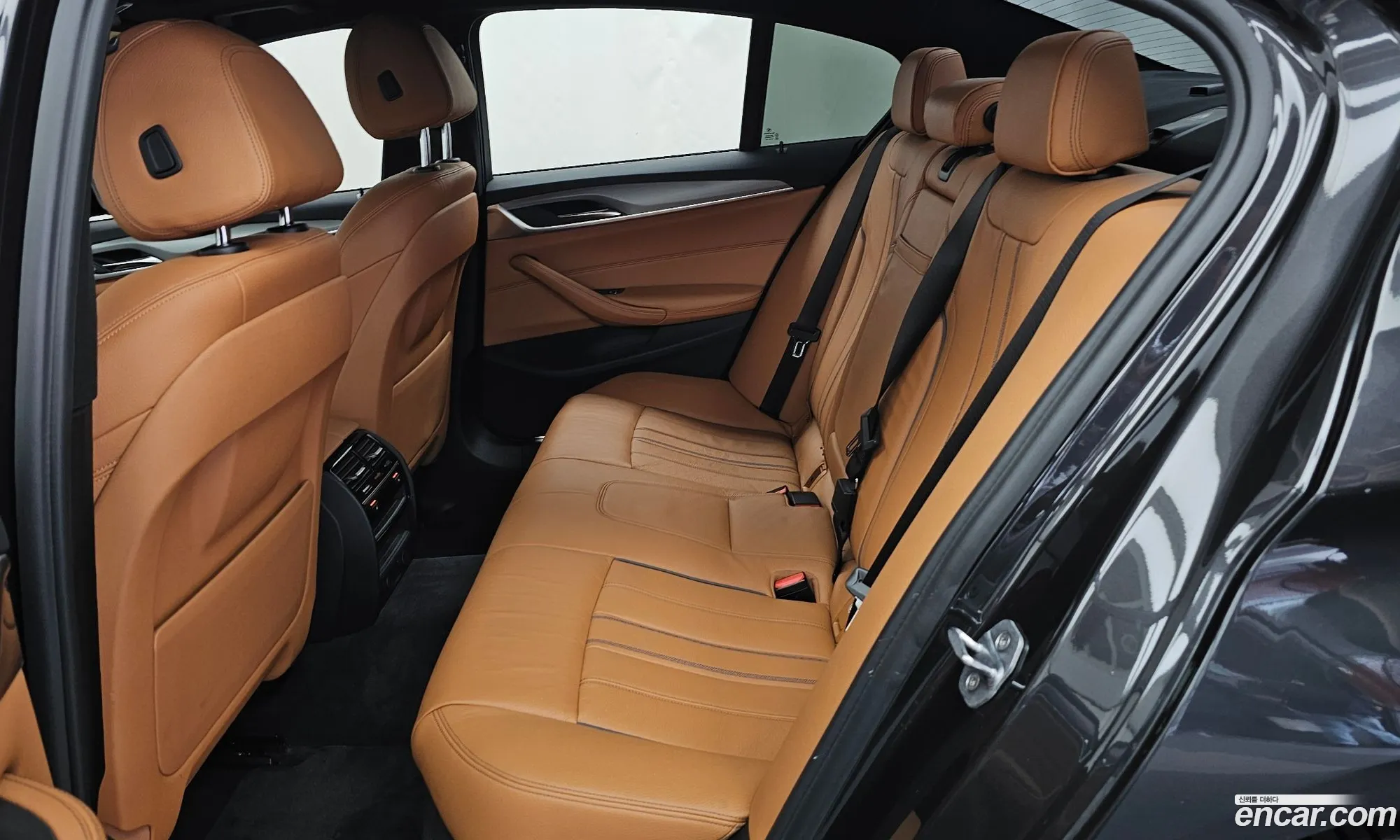 BMW 5 Series 2017 WBAJD910XHG477031 — 24