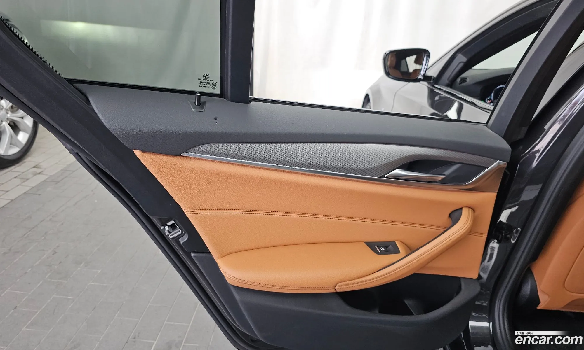 BMW 5 Series 2017 WBAJD910XHG477031 — 32
