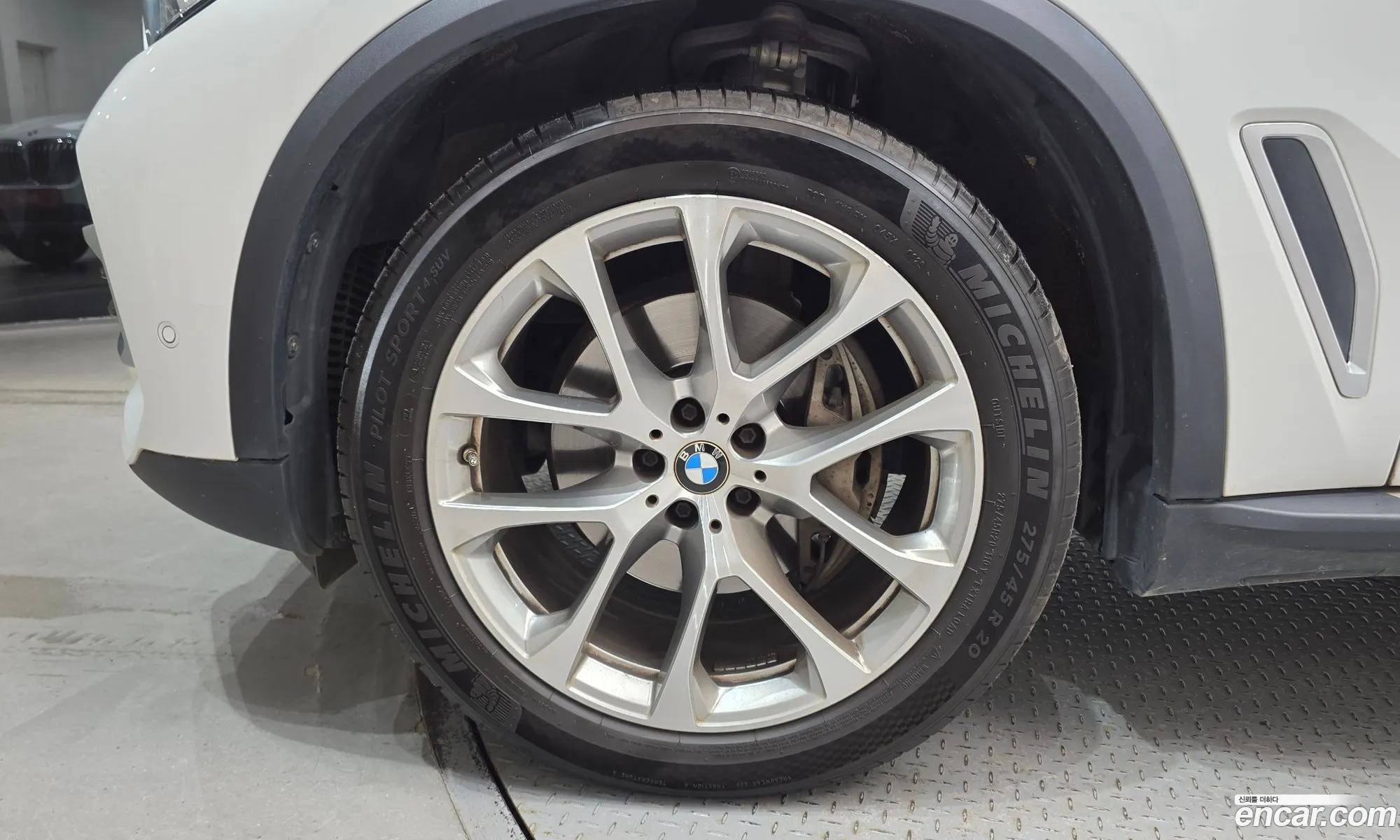BMW X5 2021 — 10