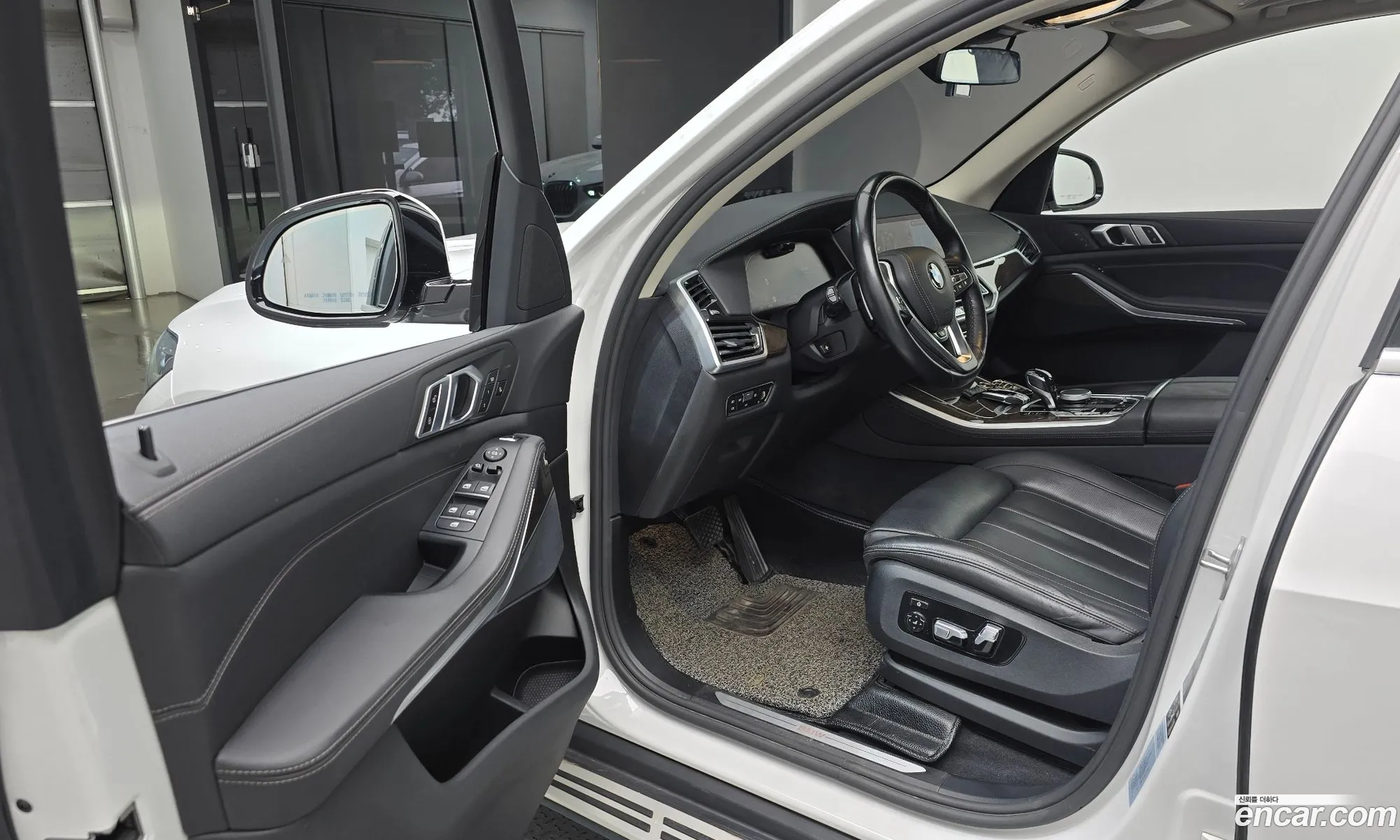 BMW X5 2021 — 22