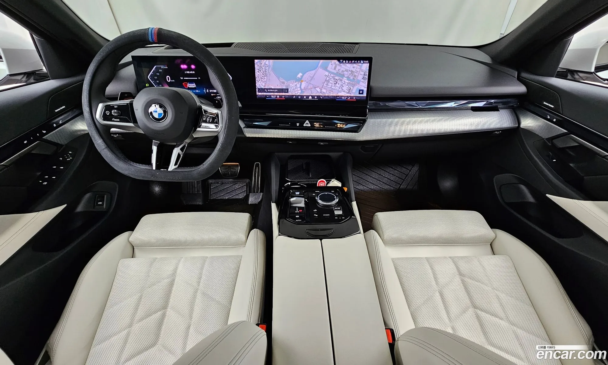 BMW 5 Series 2025 WBA21FJ09SCT64374 — 14