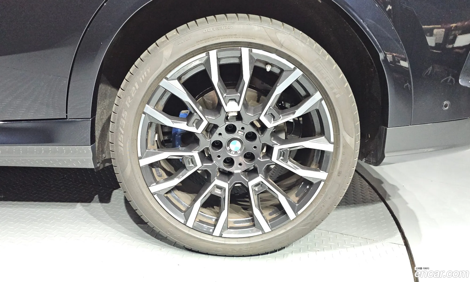 BMW X6 2025 — 16
