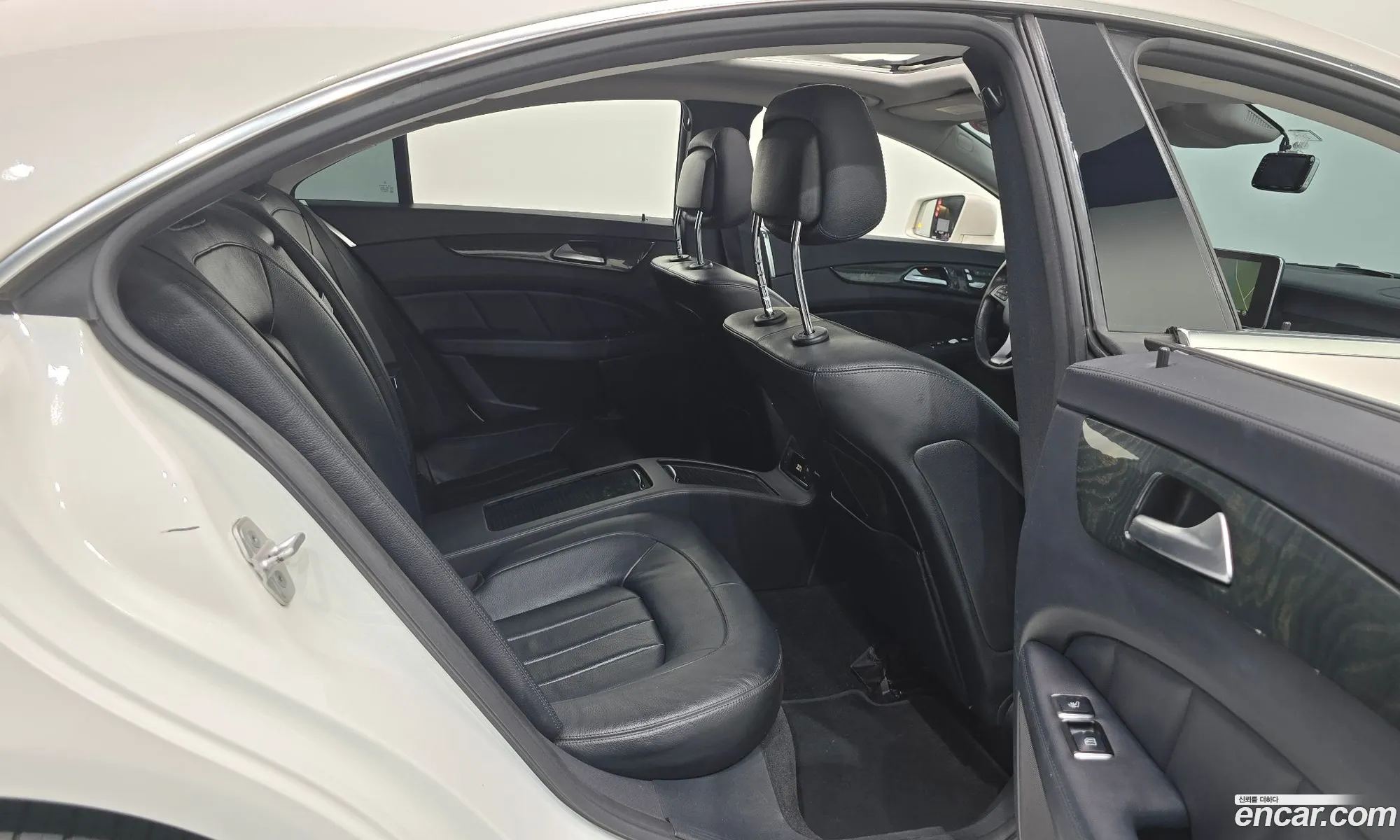 Mercedes-Benz CLS-Class W218 2016 — 2