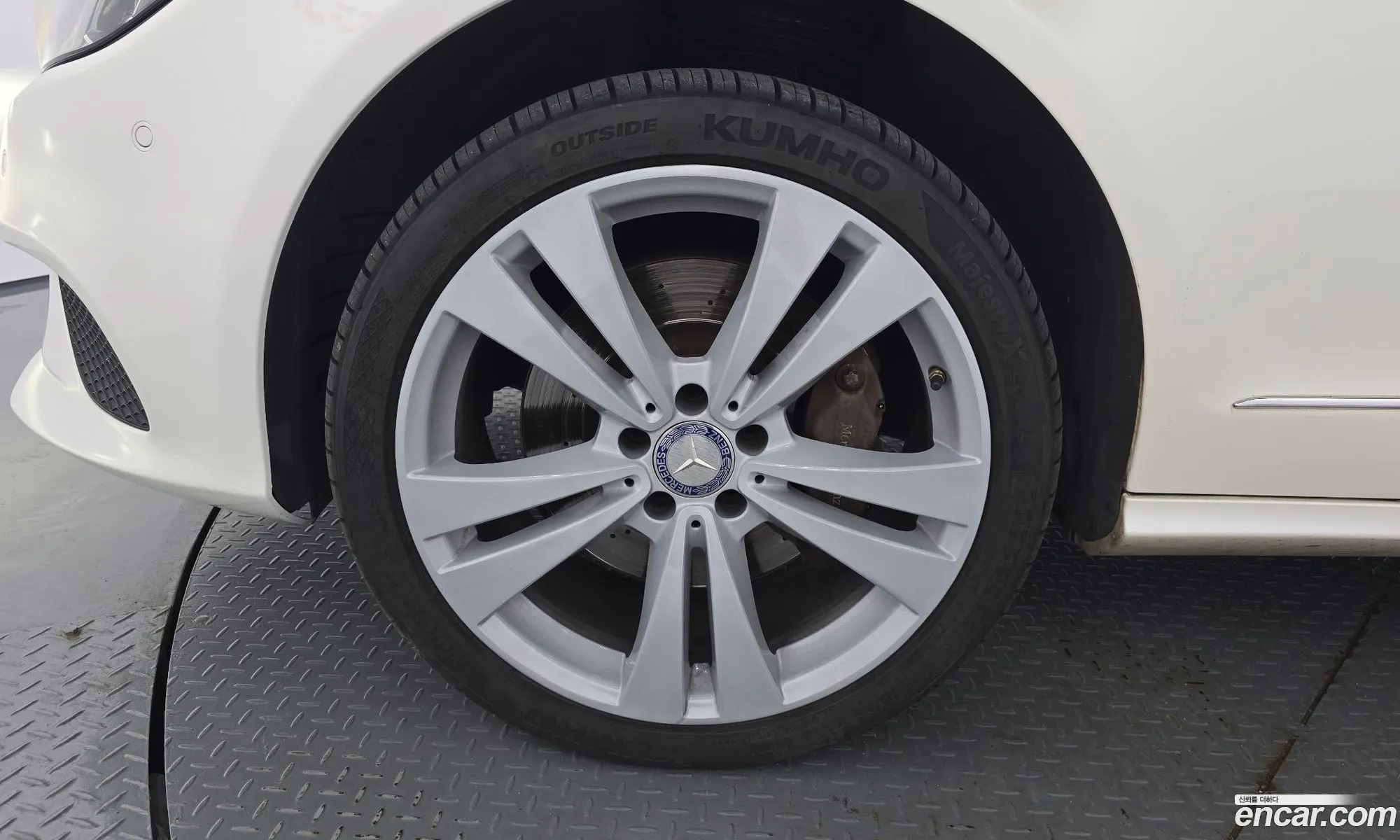Mercedes-Benz CLS-Class W218 2016 — 16