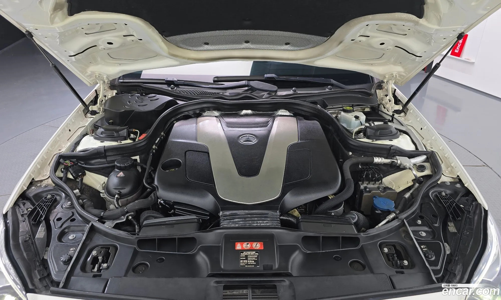 Mercedes-Benz CLS-Class W218 2016 — 12