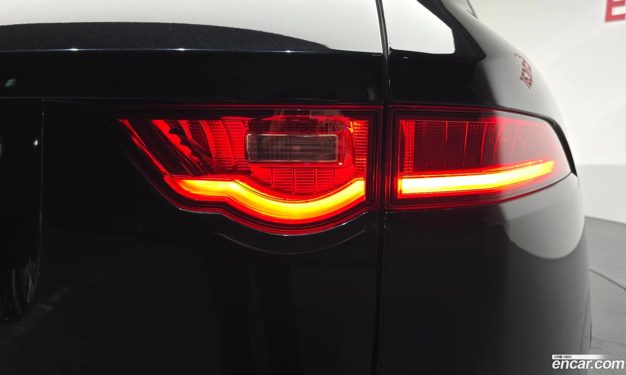 Jaguar F-Pace 2019 SADCA2BNXKA361008 — 12