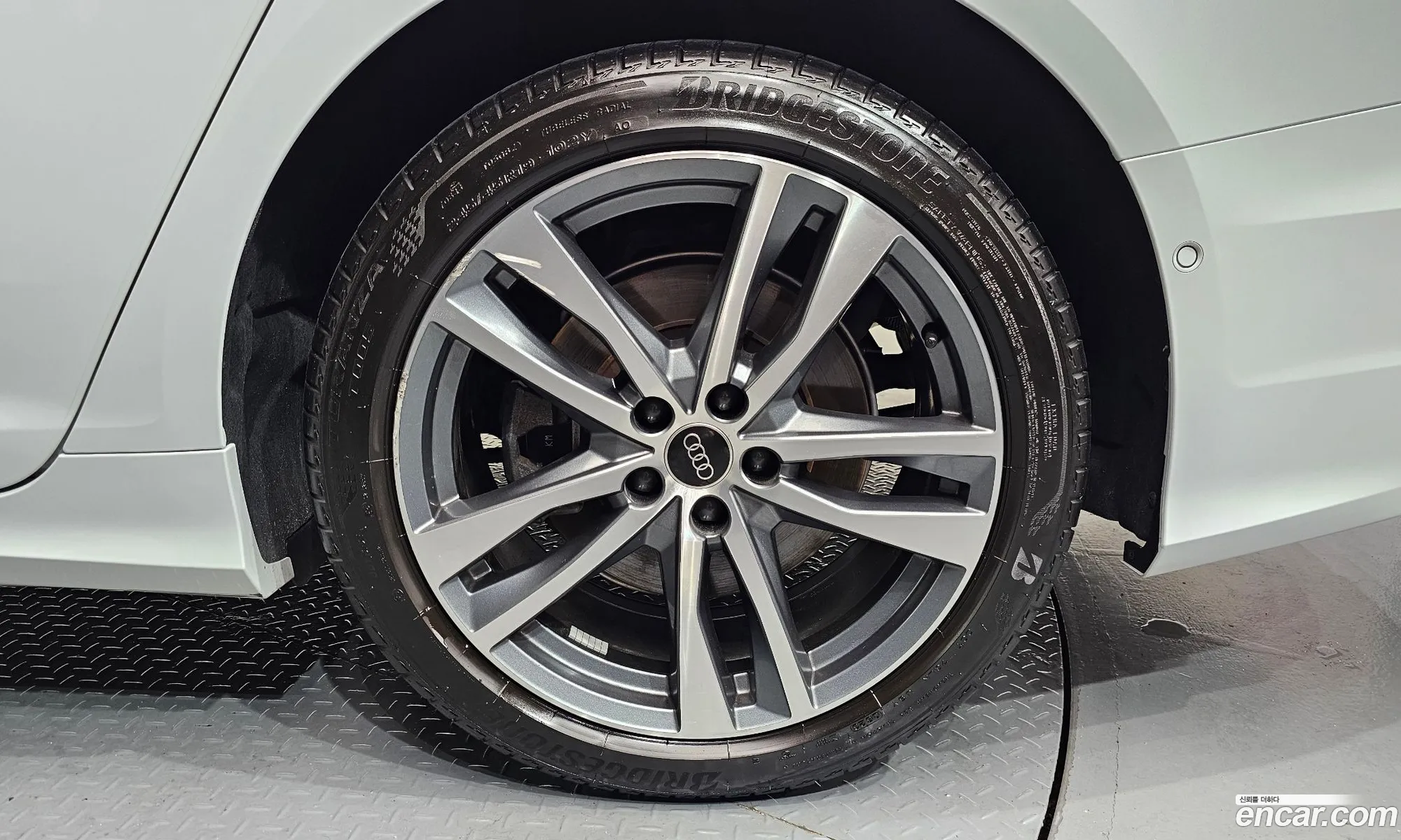 Audi A6 2023 WAUZZZF20PN054872 — 5