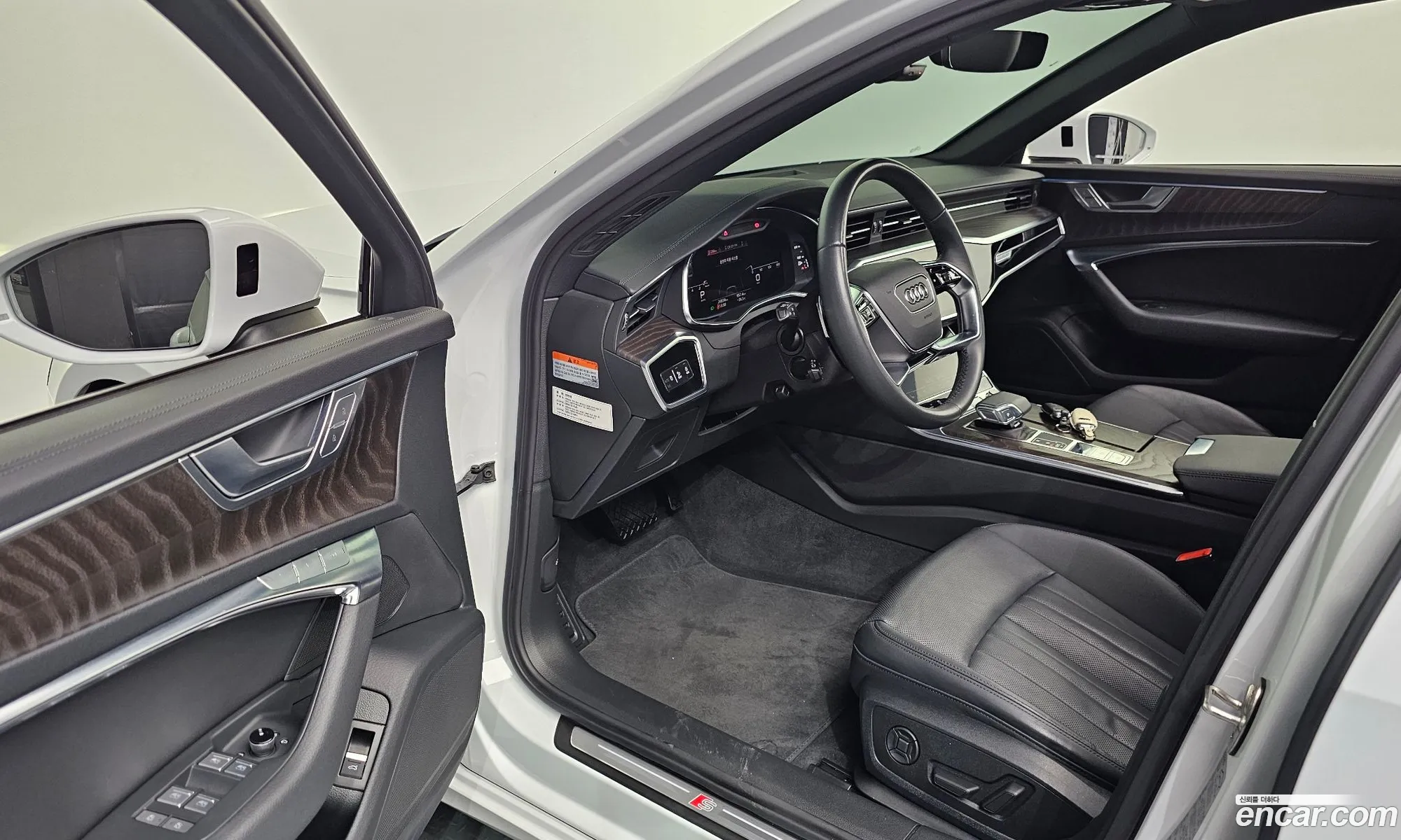 Audi A6 2023 WAUZZZF20PN054872 — 28