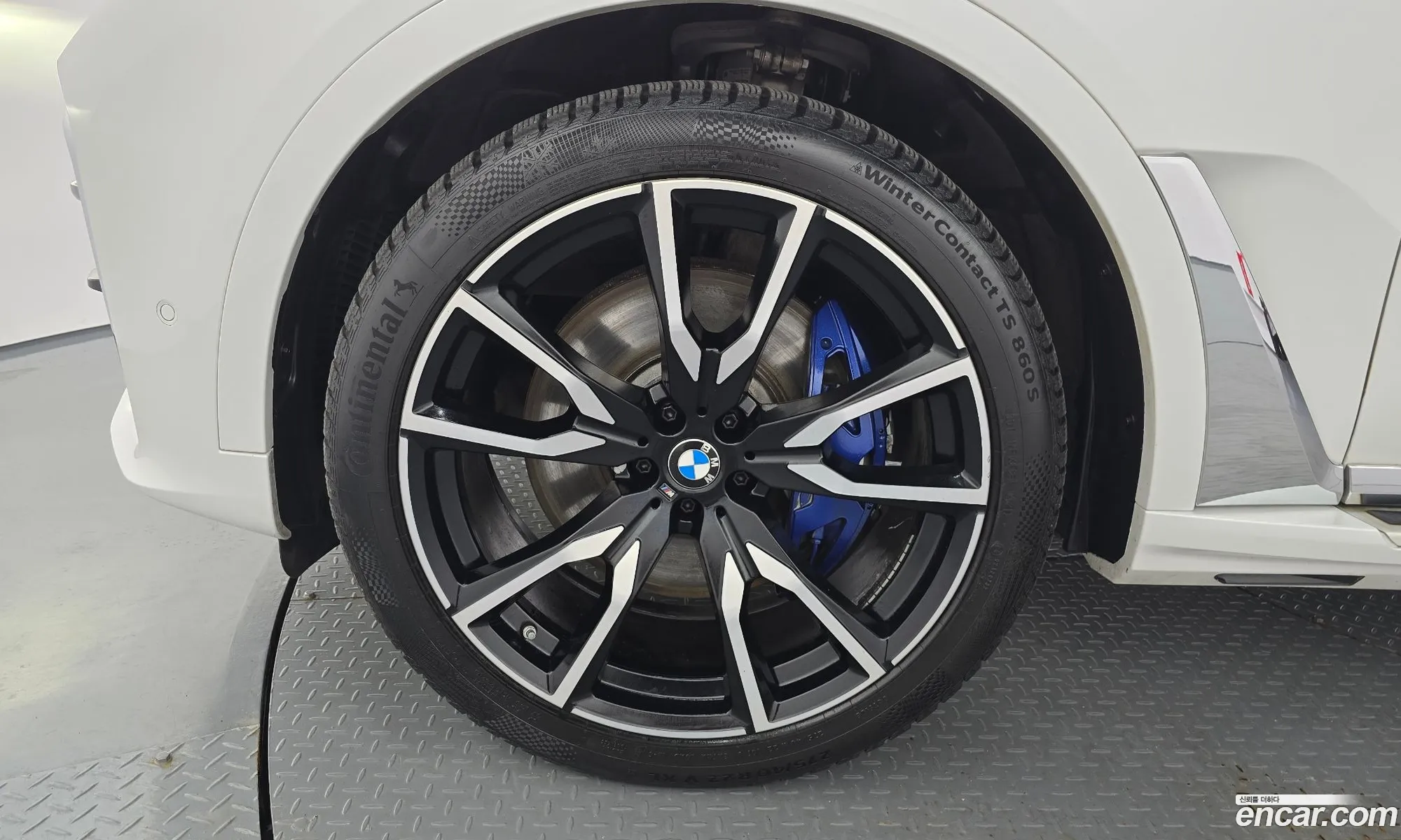 BMW X7 2020 WBACW8108L9D19395 — 25