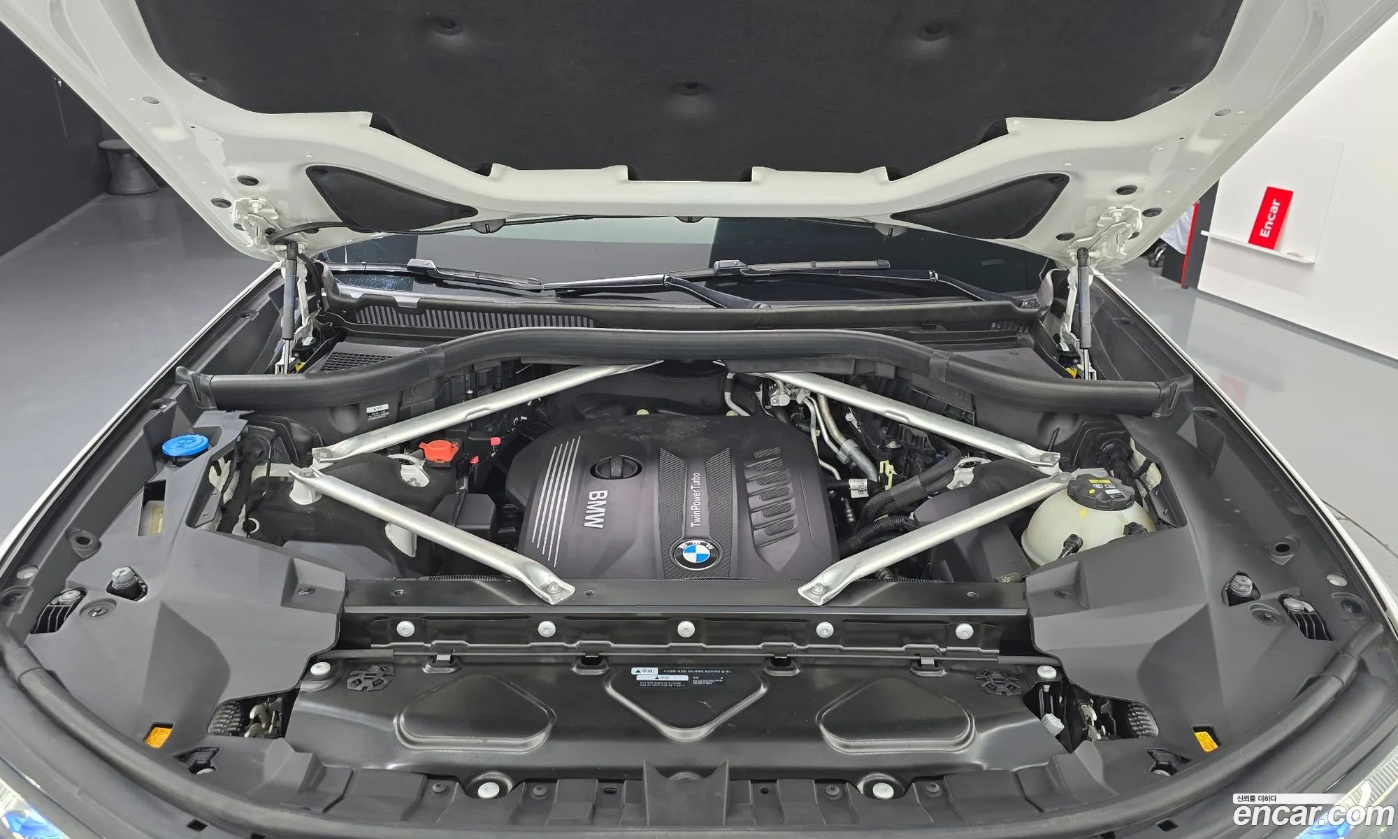 BMW X7 2020 WBACW8108L9D19395 — 12