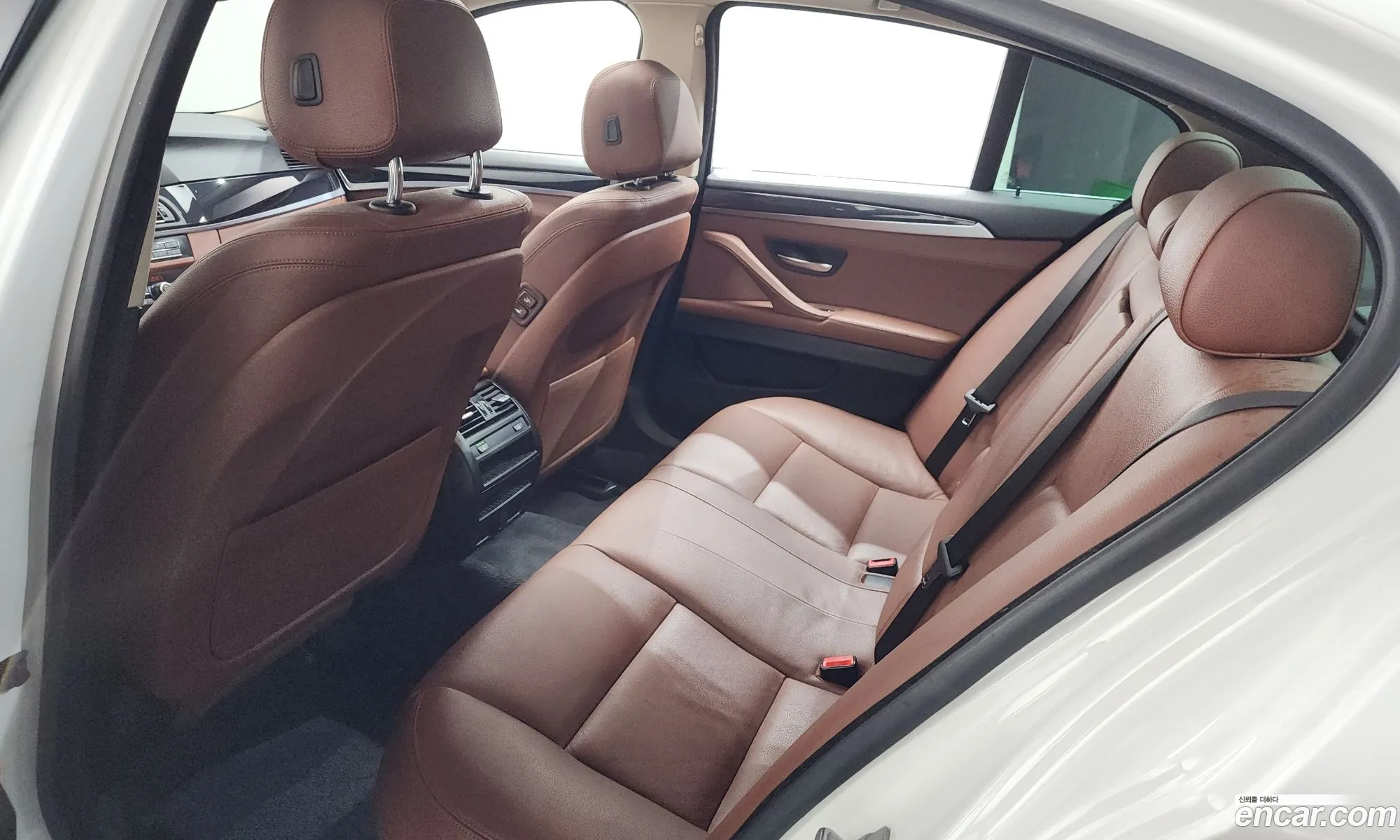 BMW 5 Series 2014 WBA5C3101ED878451 — 3