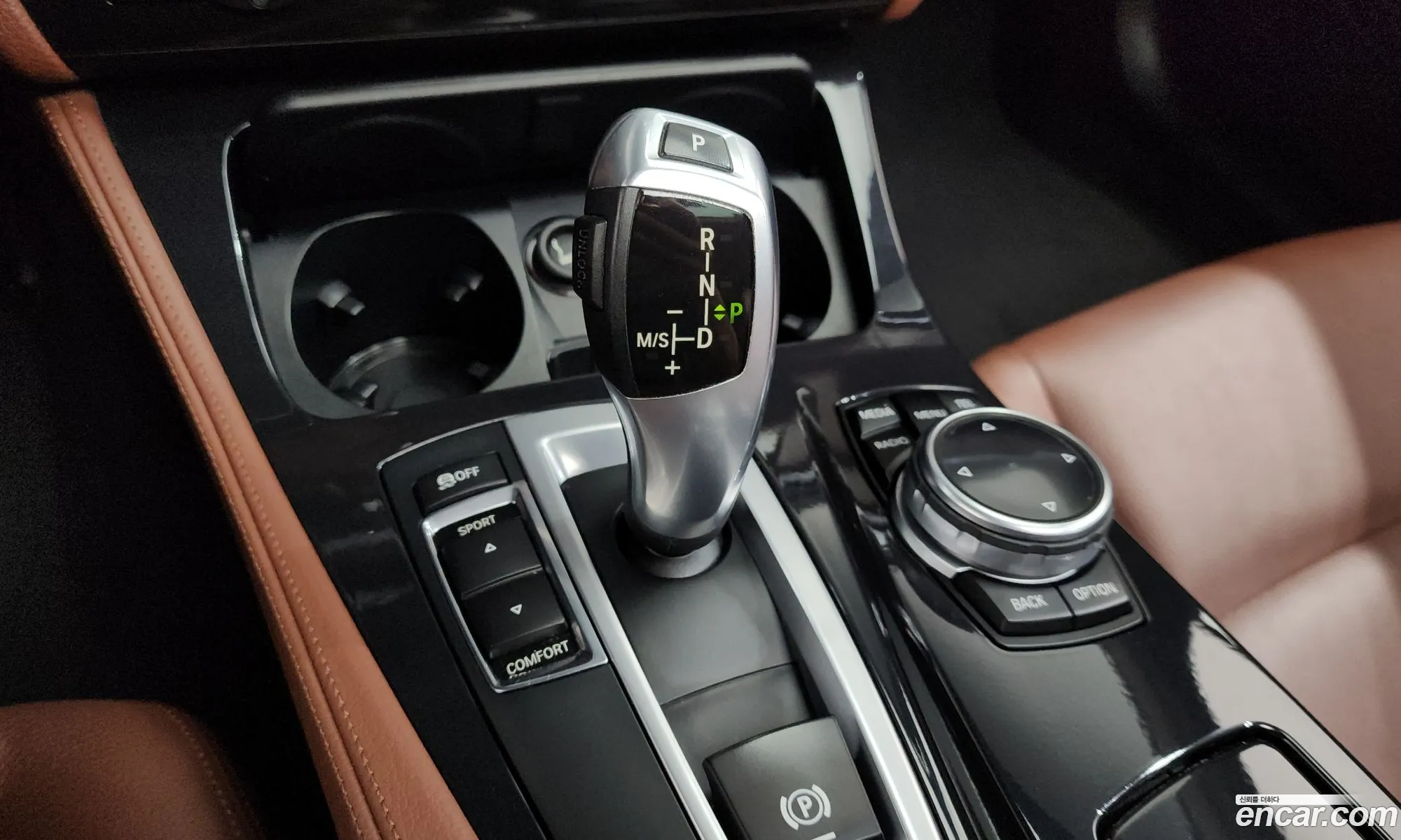 BMW 5 Series 2014 WBA5C3101ED878451 — 2