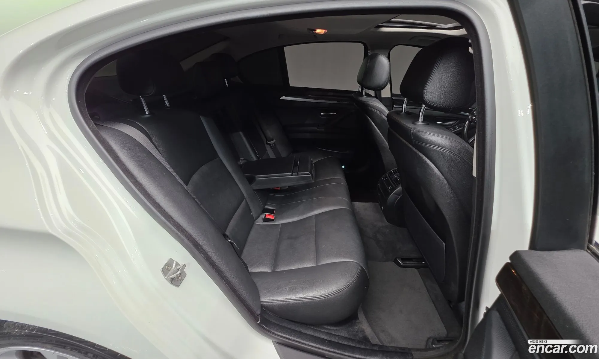 BMW 5 Series 2016 WBA5A5100GG181436 — 7