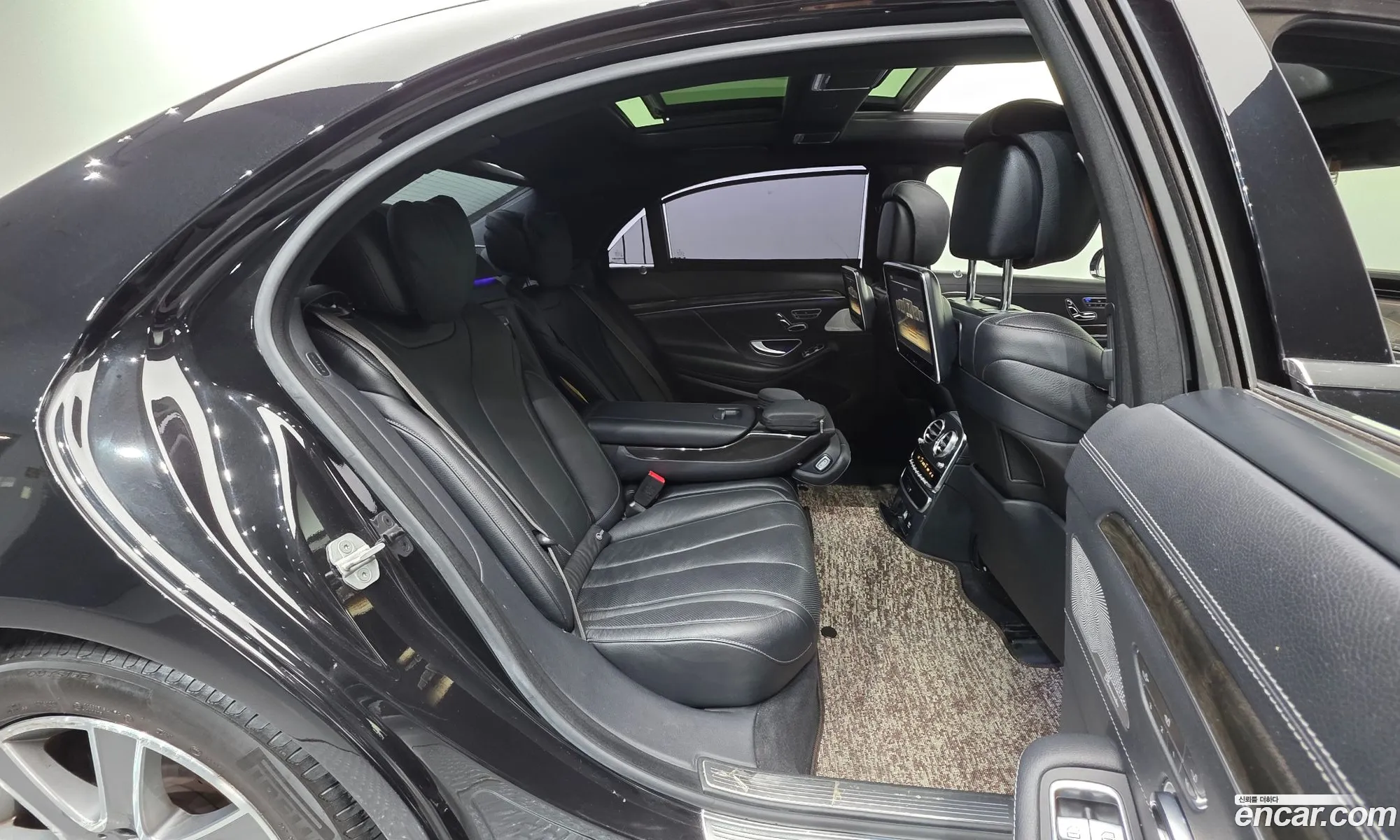 Mercedes-Benz S-Class W222 2014 — 19