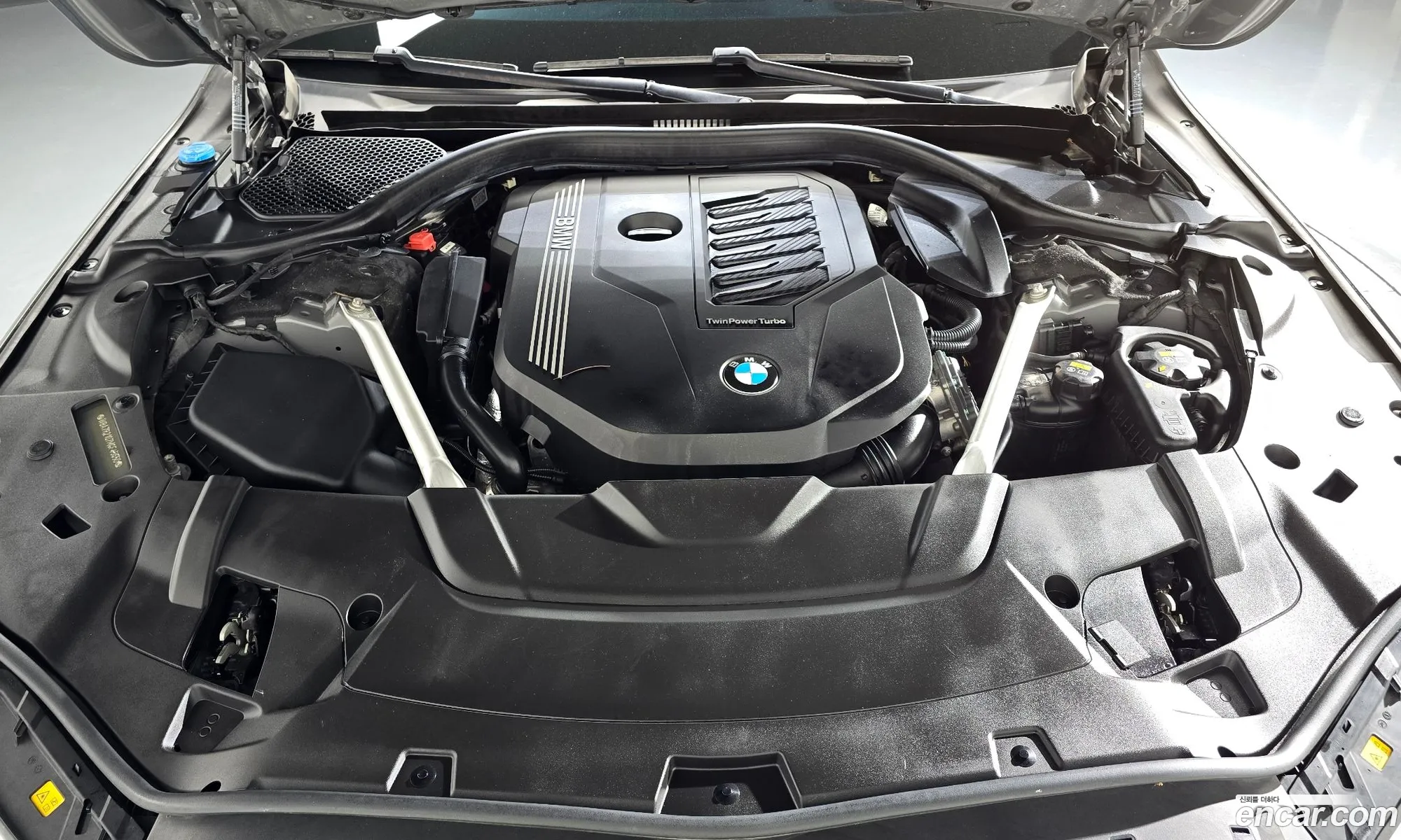 BMW 7 Series 2020 — 16