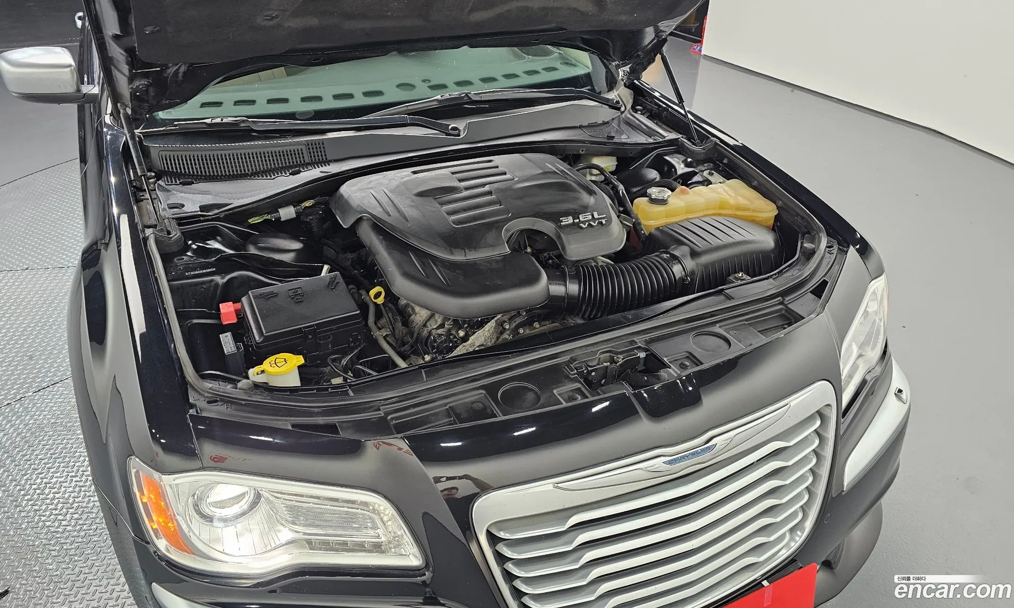 Chrysler 300C 2014 — 8