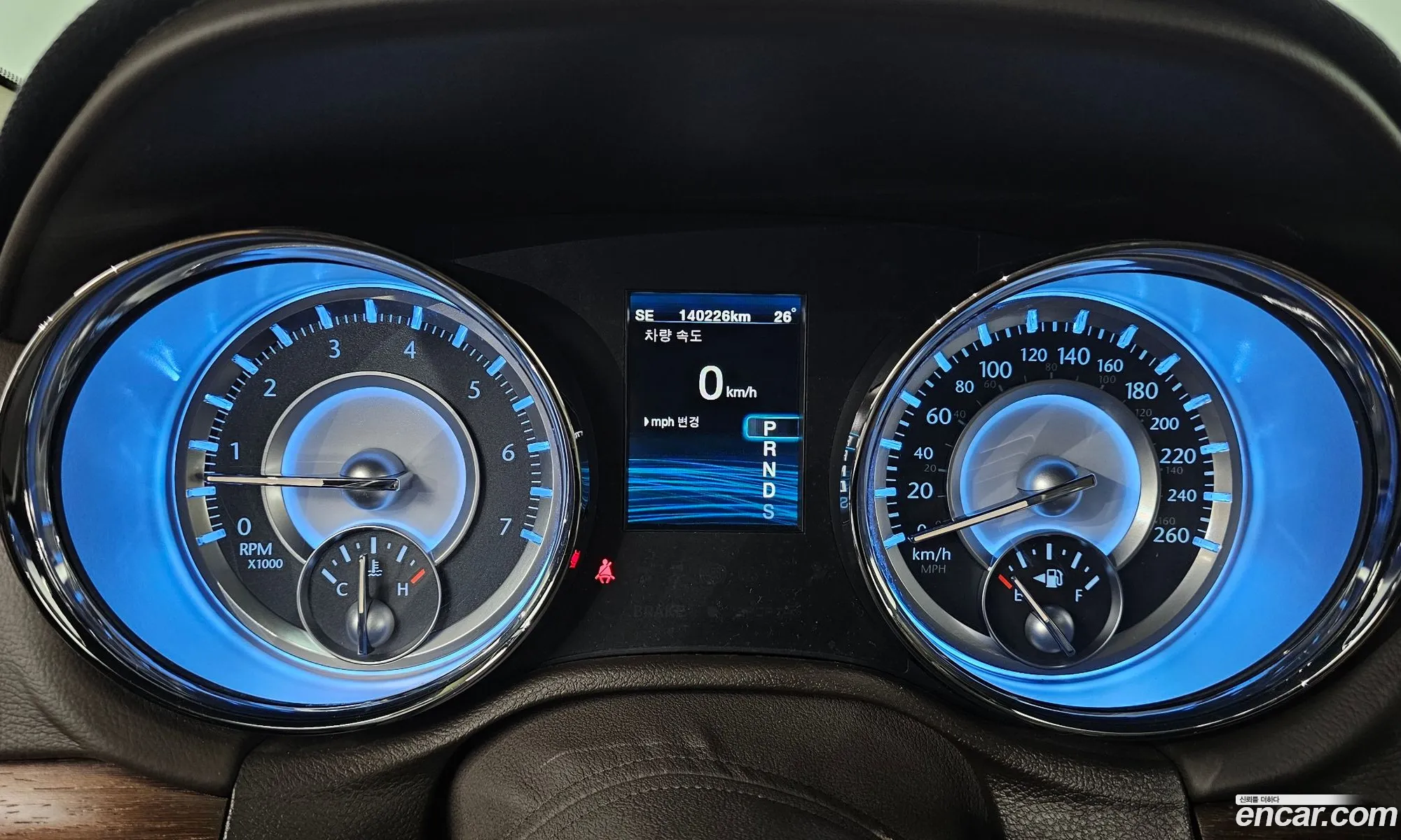 Chrysler 300C 2014 — 4