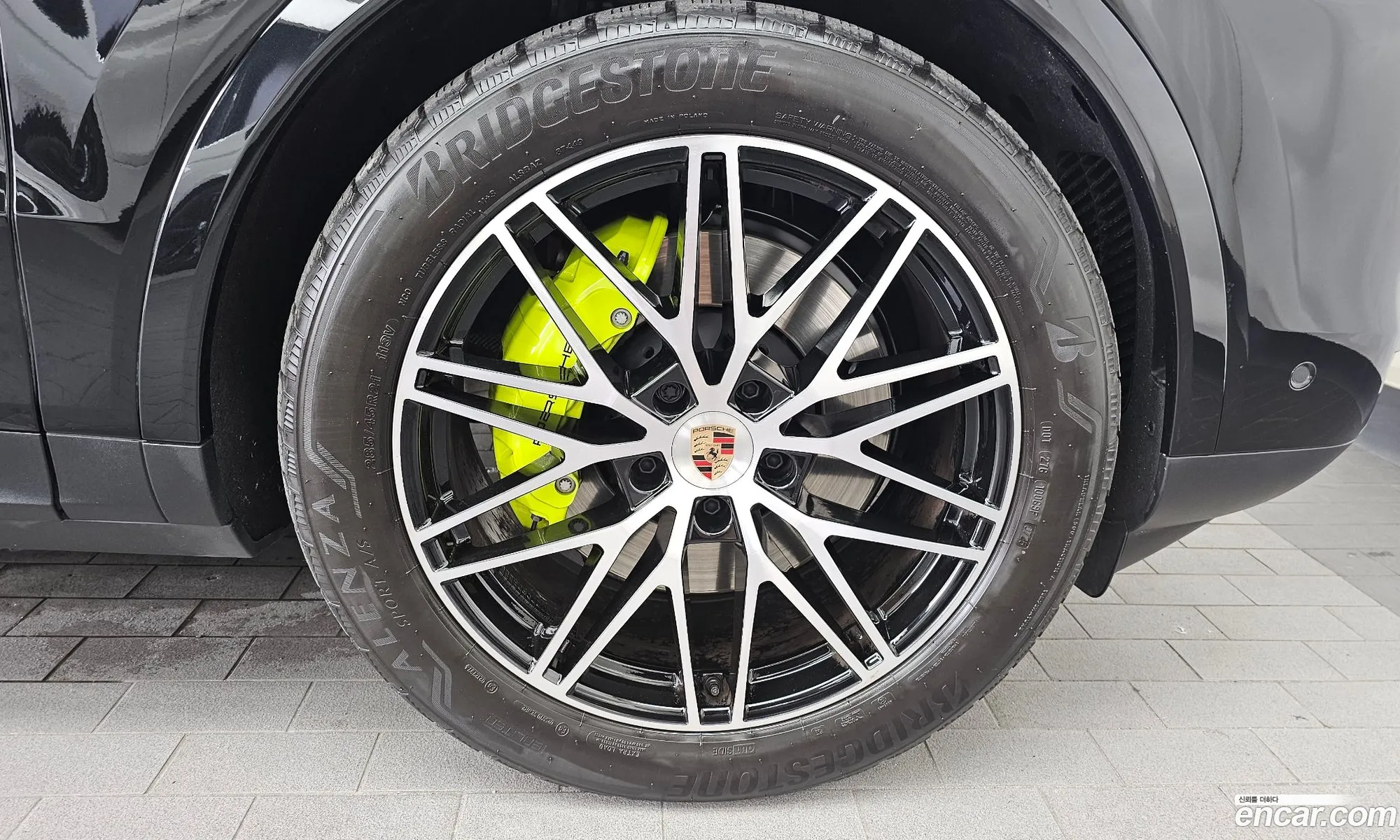 Porsche Cayenne 2025 WP1BE29Y0SDA68498 — 14