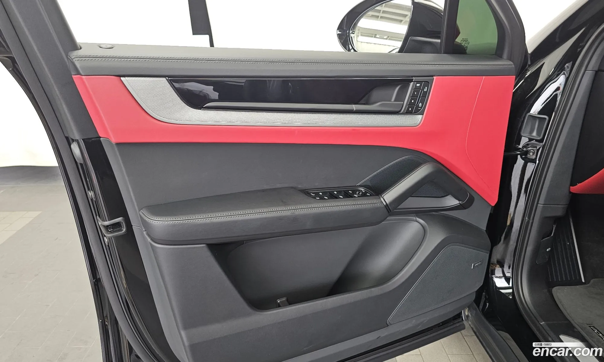 Porsche Cayenne 2025 WP1BE29Y0SDA68498 — 6