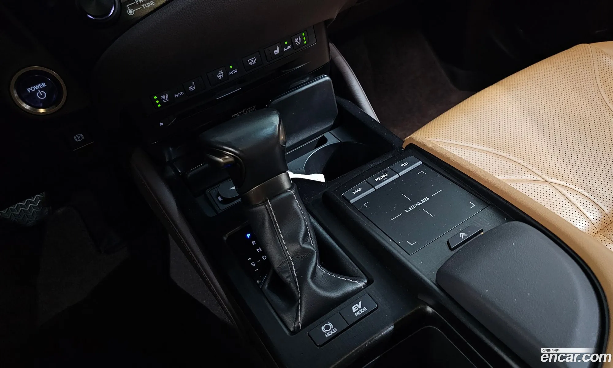 Lexus ES300h 7th Gen 2018 JTHB21B12K2004815 — 3