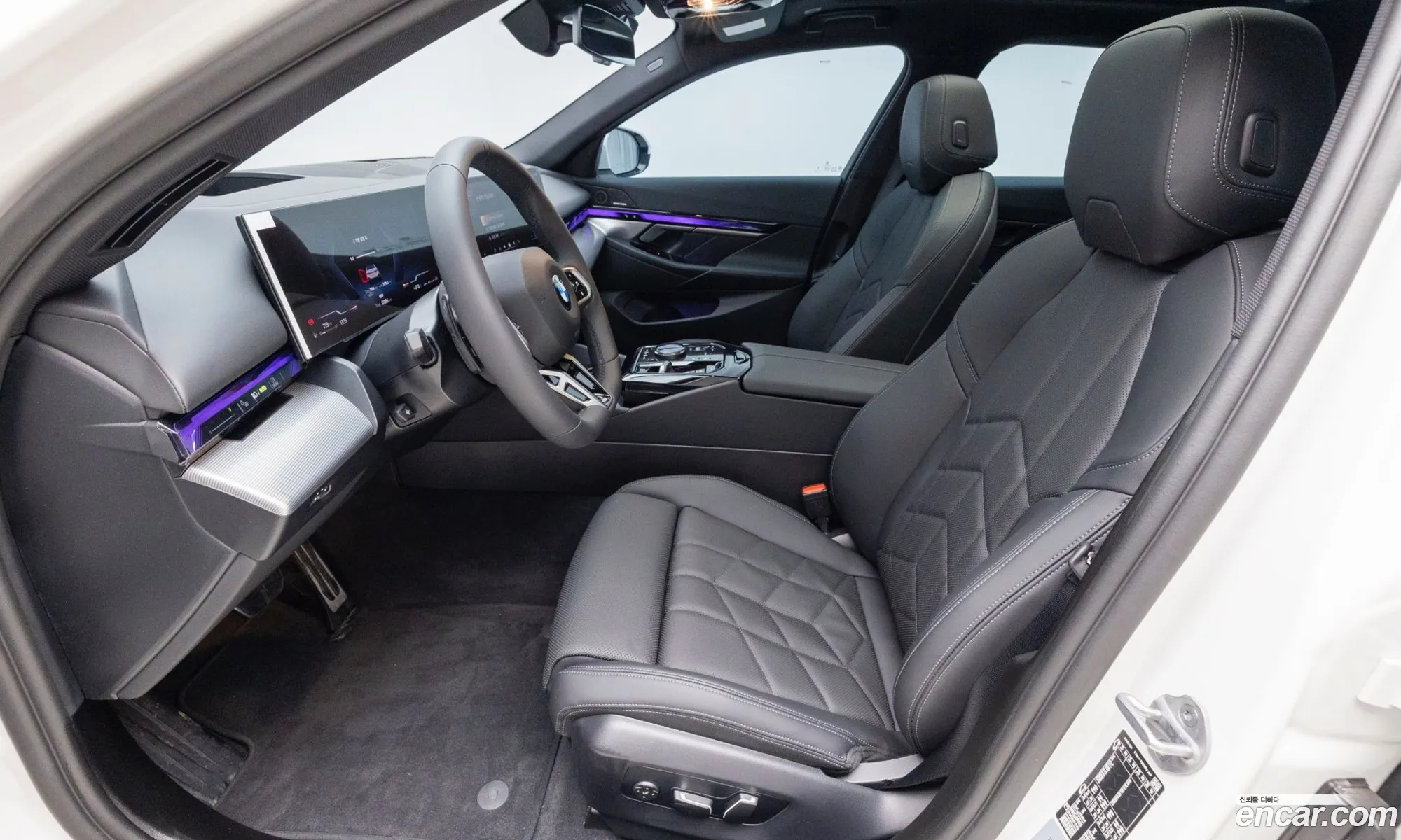 BMW 5 Series 2026 — 6