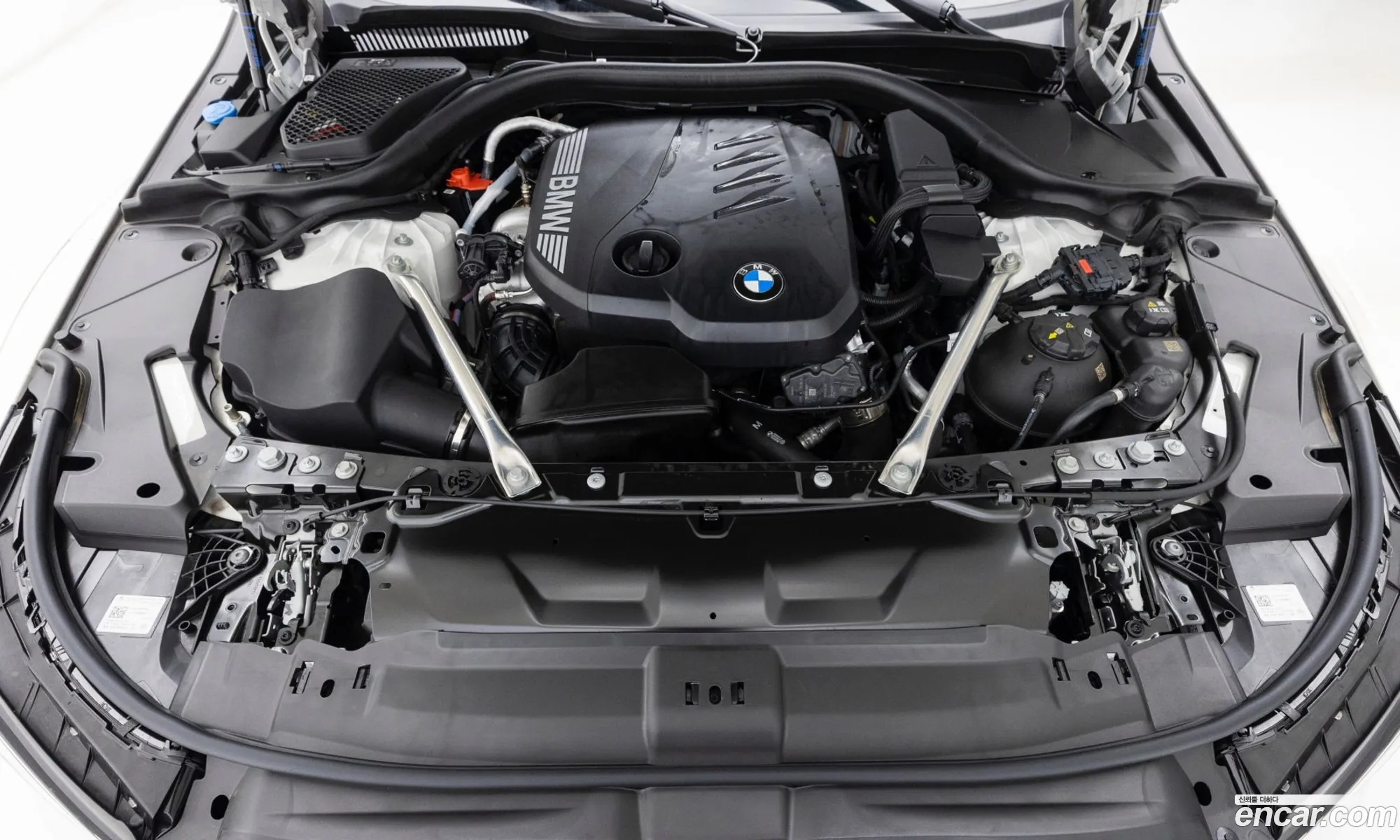 BMW 5 Series 2026 — 4