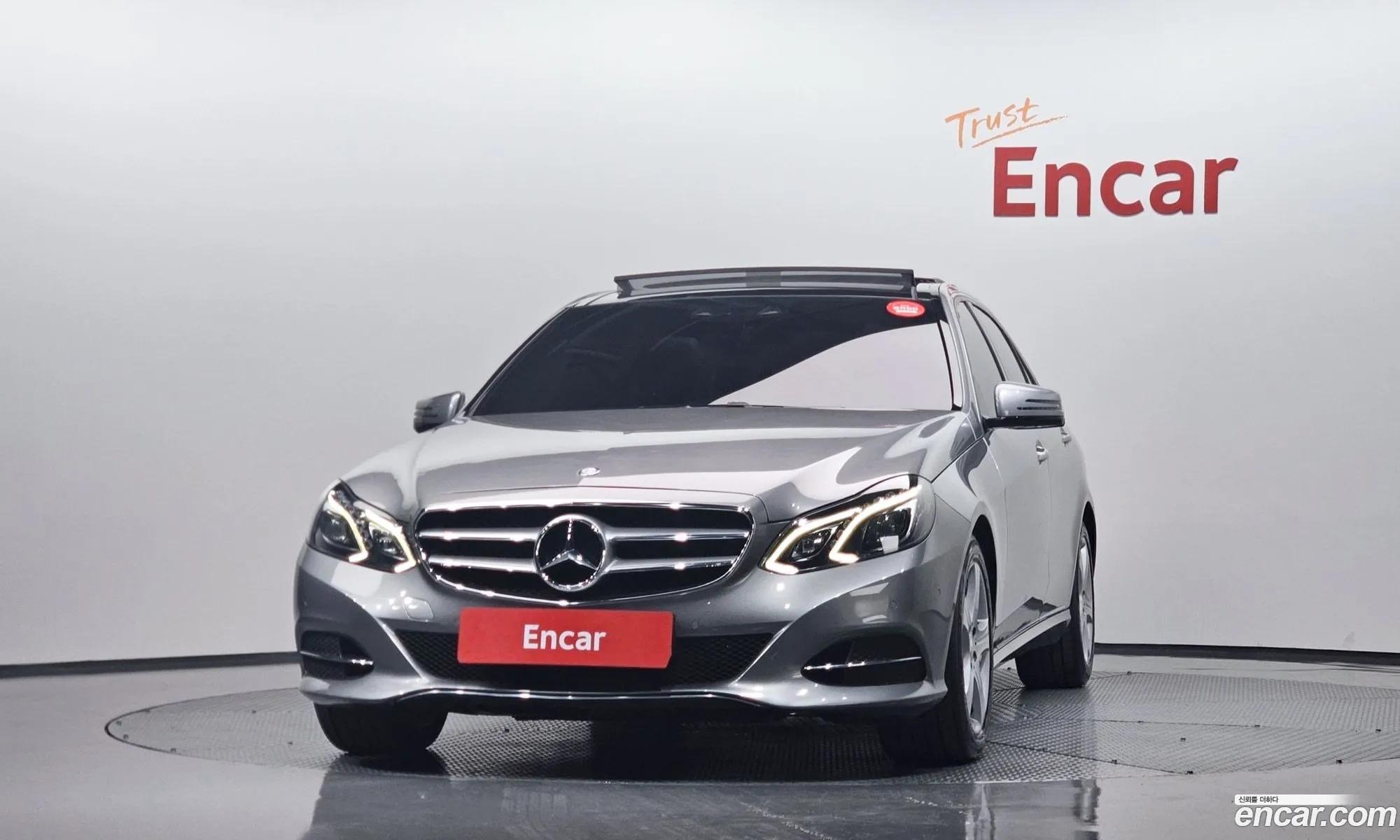 Mercedes-Benz E-Class W212 2014 WDDHF8CB4EB034098 — 3