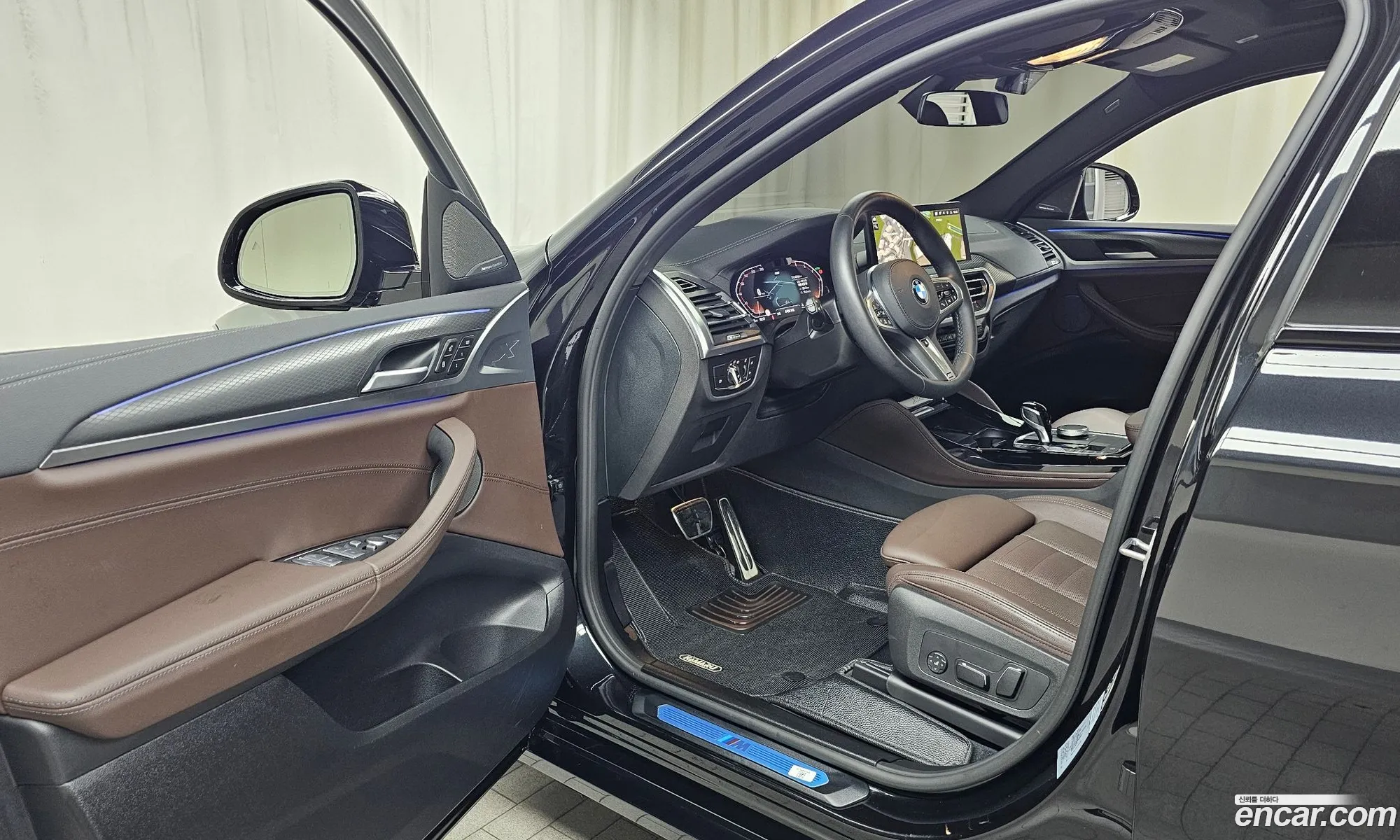 BMW X4 2025 WBA21DT02S9033053 — 30