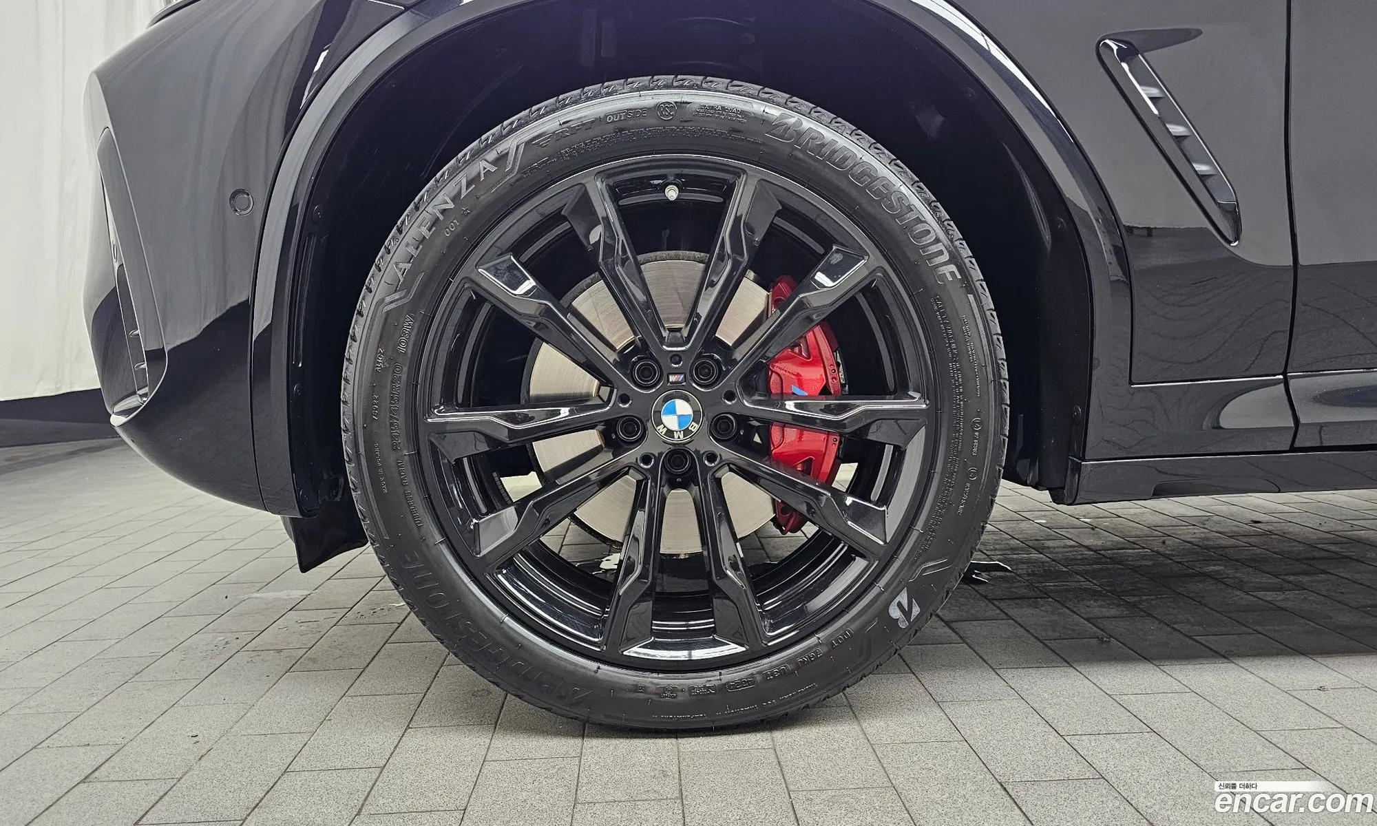 BMW X4 2025 WBA21DT02S9033053 — 20