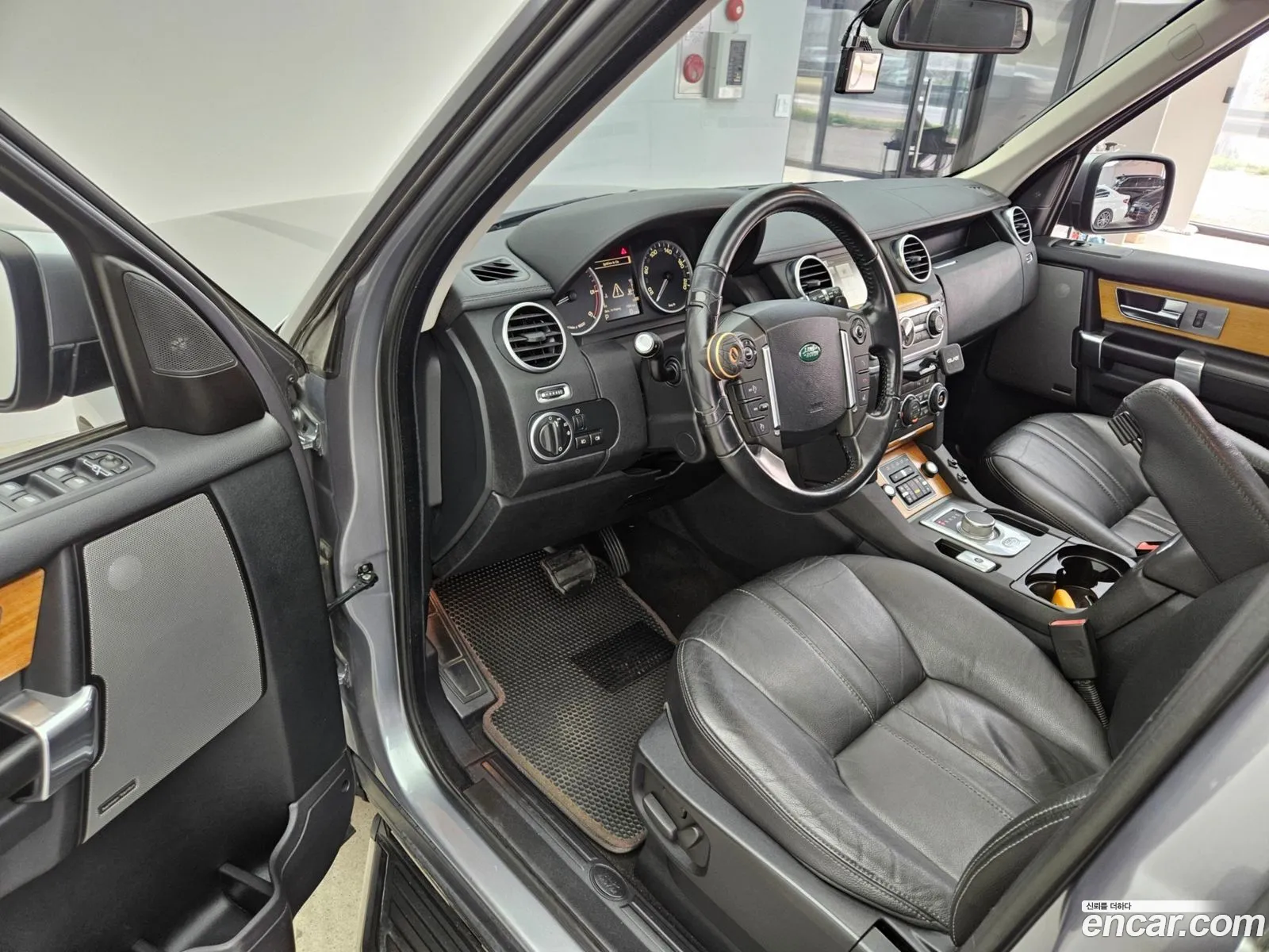 Land Rover Discovery 4 2011 — 14