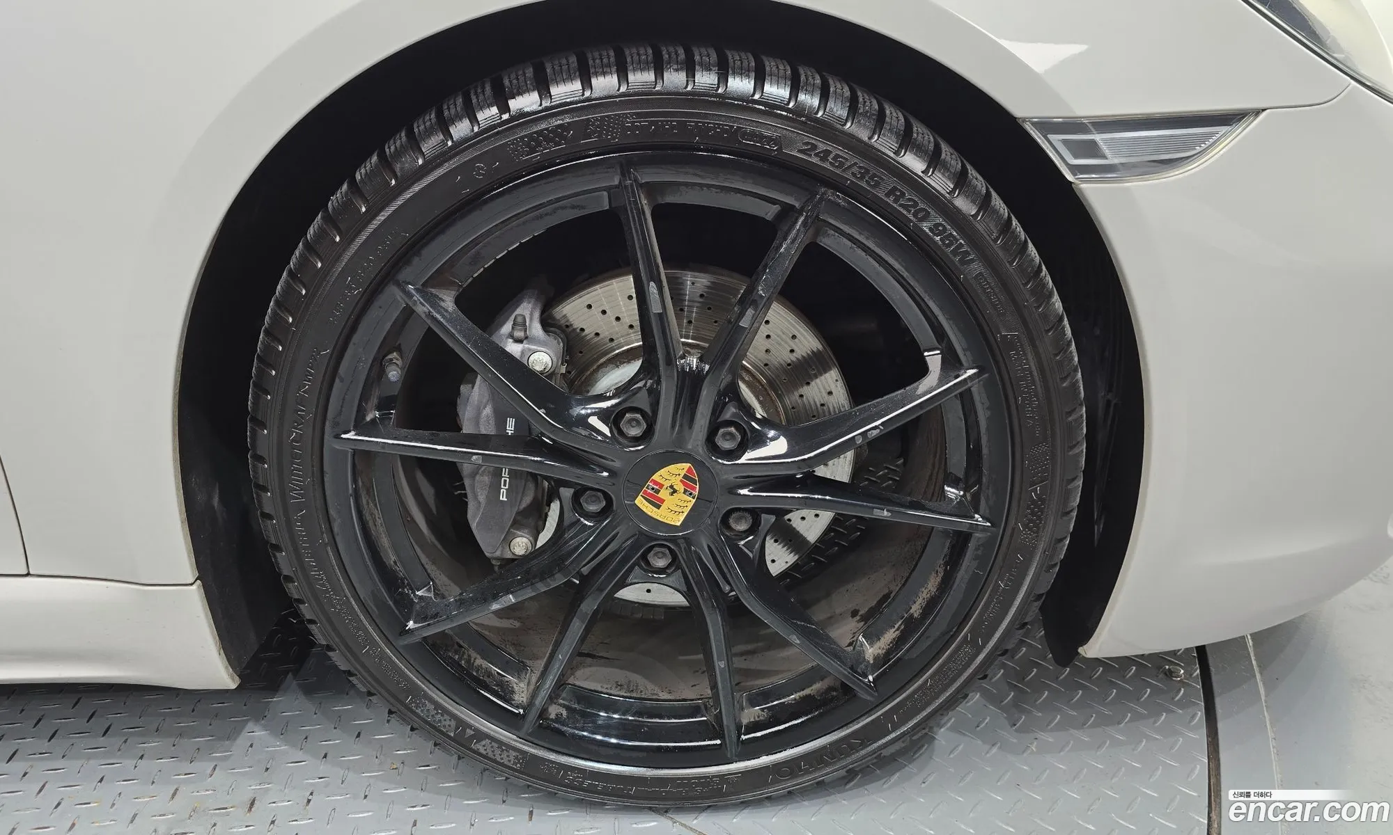 Porsche 718 Boxster 2018 WP0CA2980JS212711 — 17