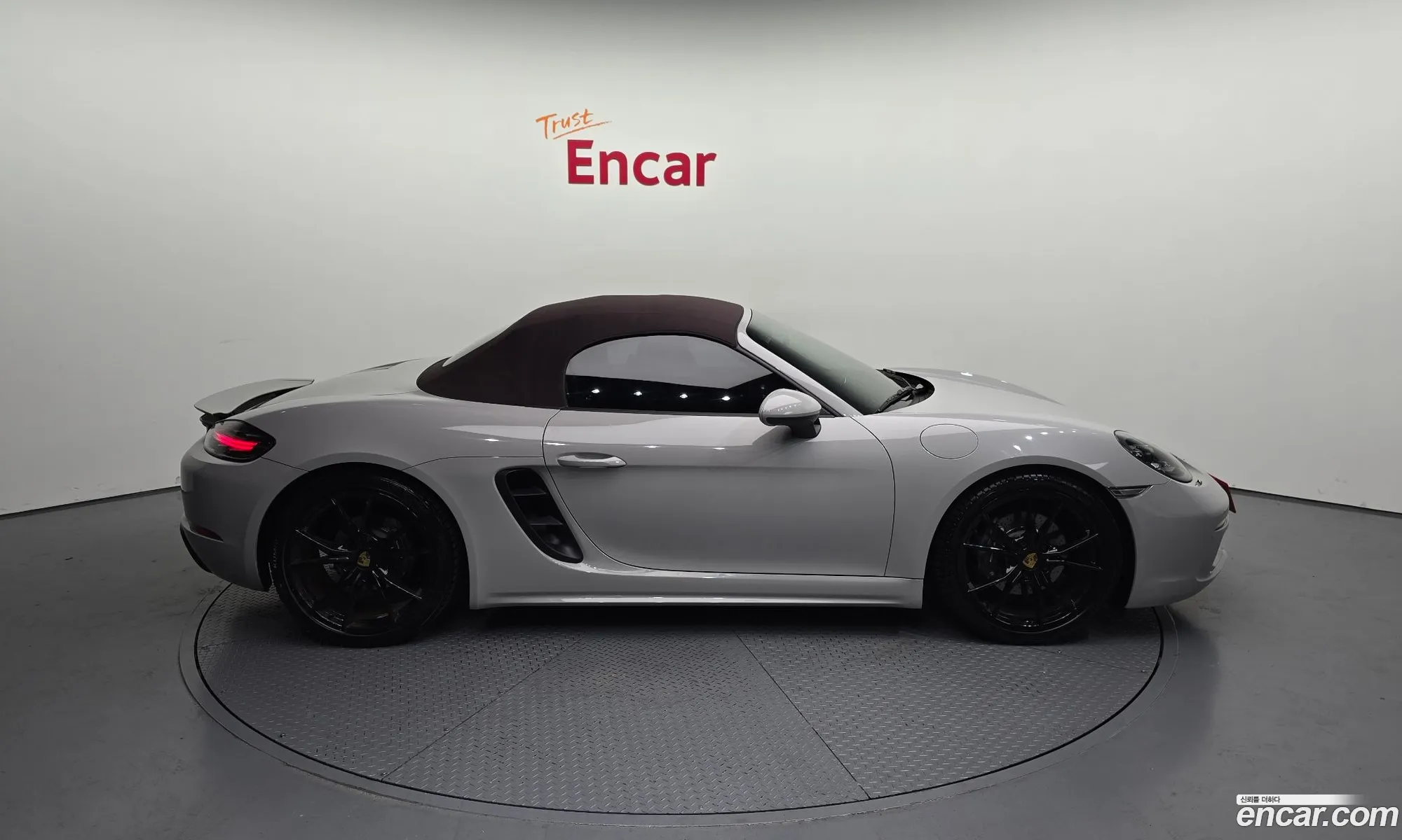 Porsche 718 Boxster 2018 WP0CA2980JS212711 — 16