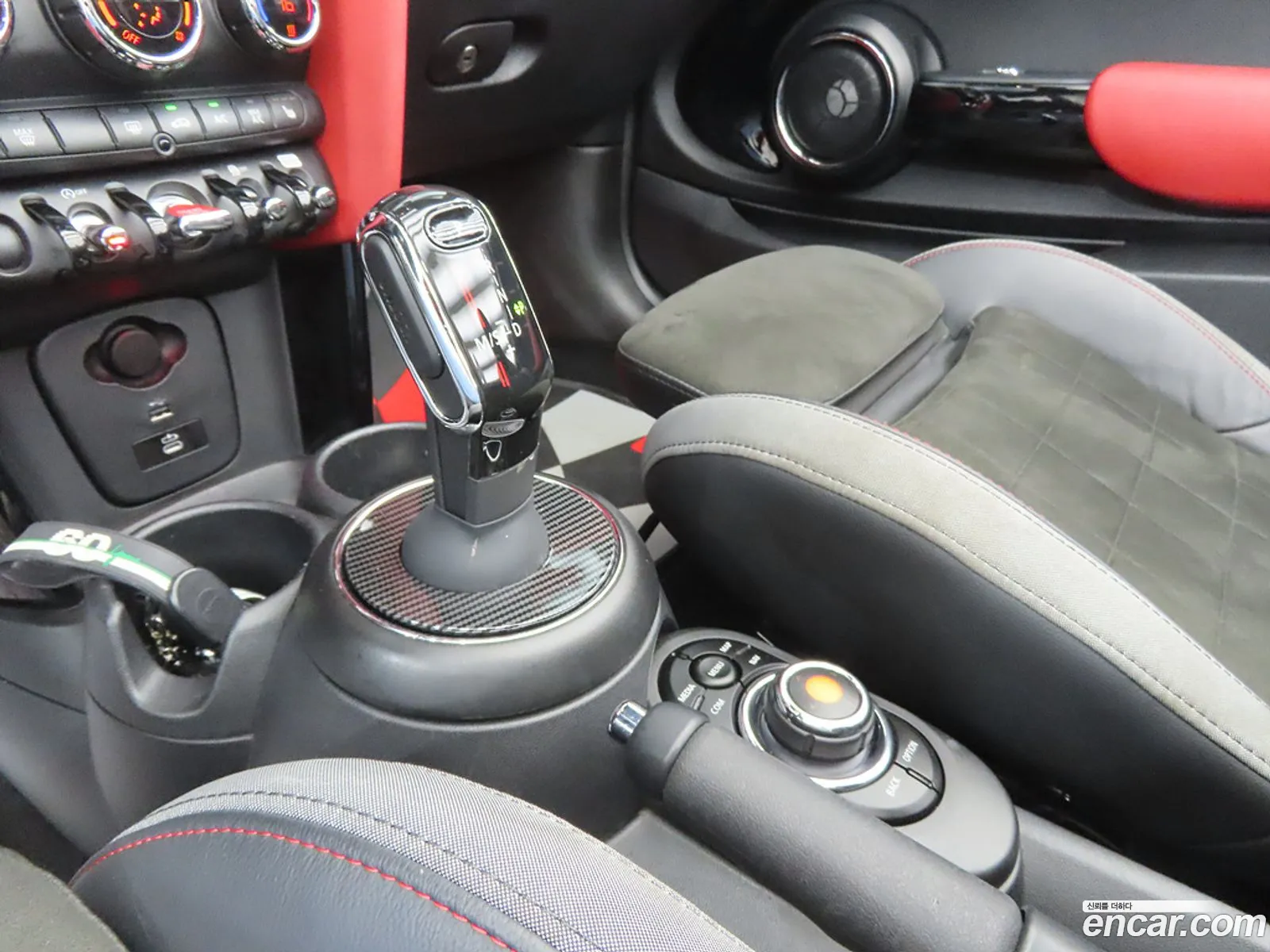 Mini Cooper S Convertible 2020 — 13