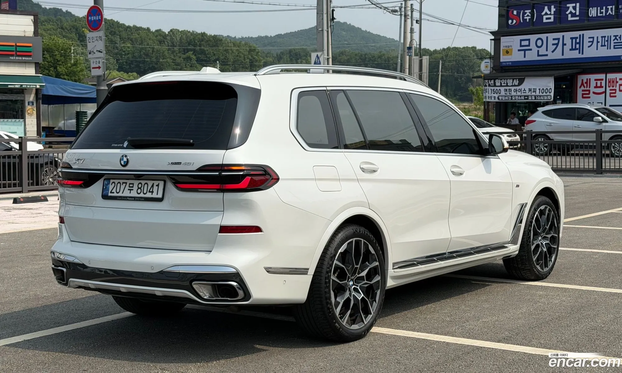 BMW X7 2024 — 19