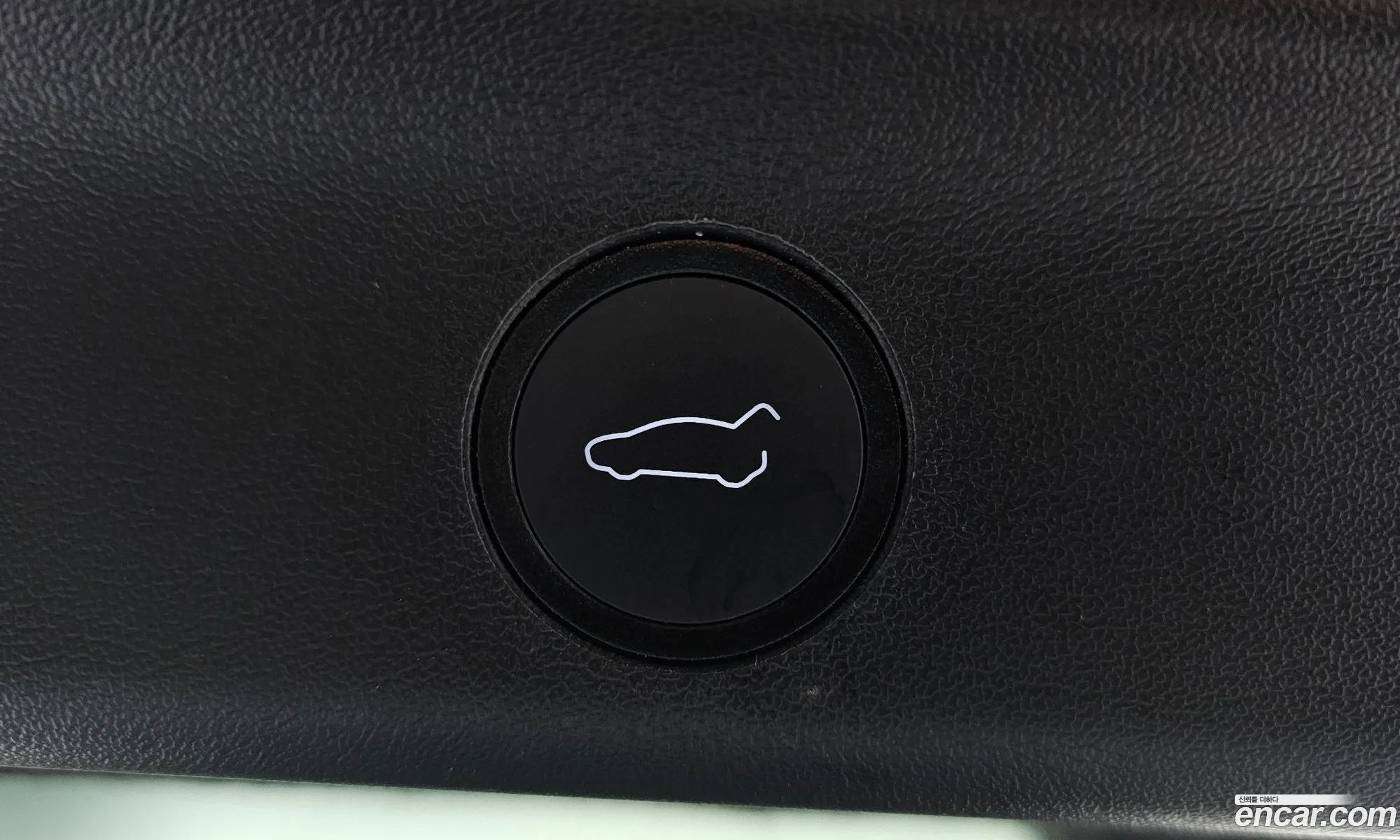Tesla Model Y 2024 LRWYGCFS2RC565173 — 16