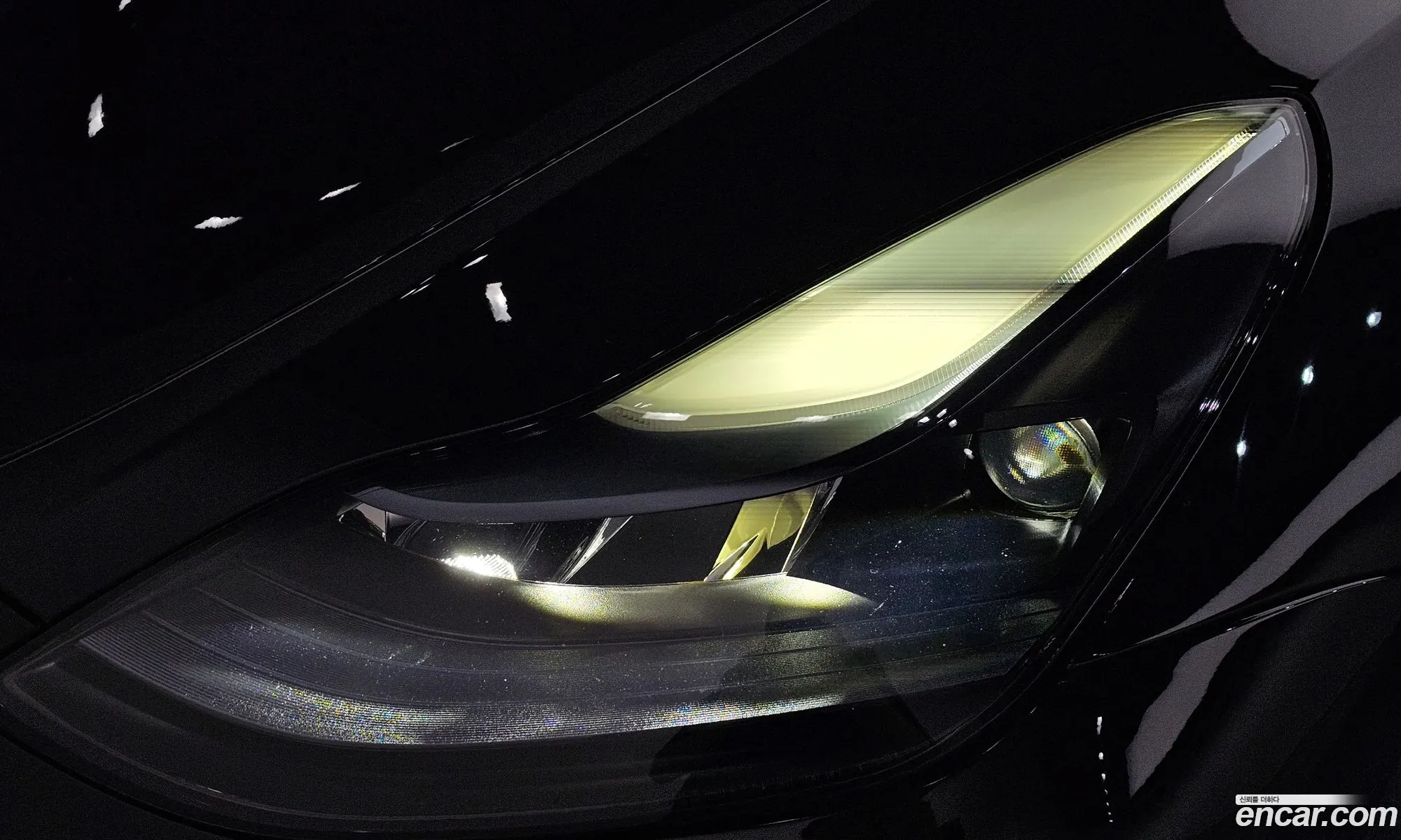 Tesla Model Y 2024 LRWYGCFS2RC565173 — 35