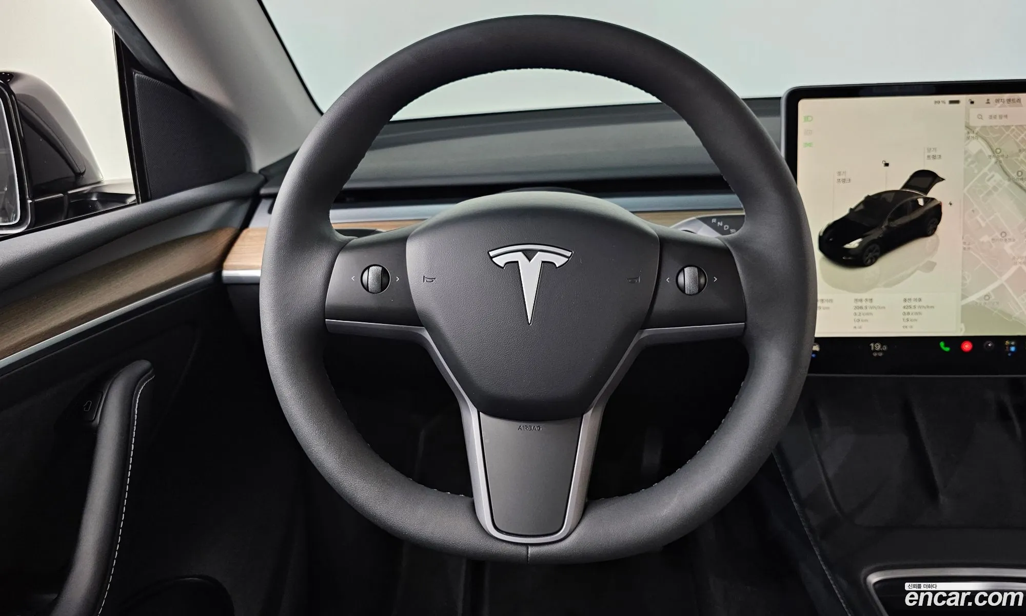 Tesla Model Y 2024 LRWYGCFS2RC565173 — 6