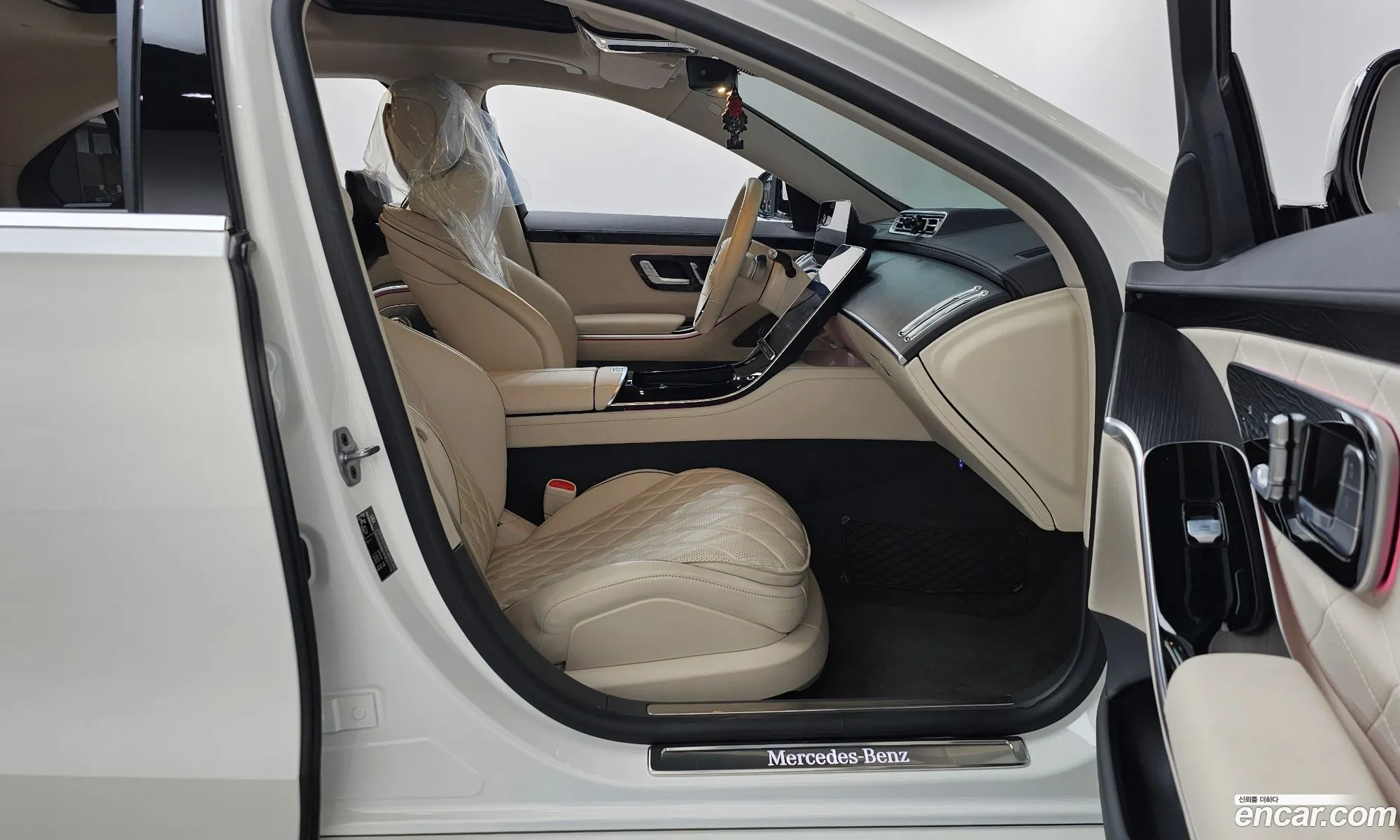 Mercedes-Benz S-Class W223 2023 — 16